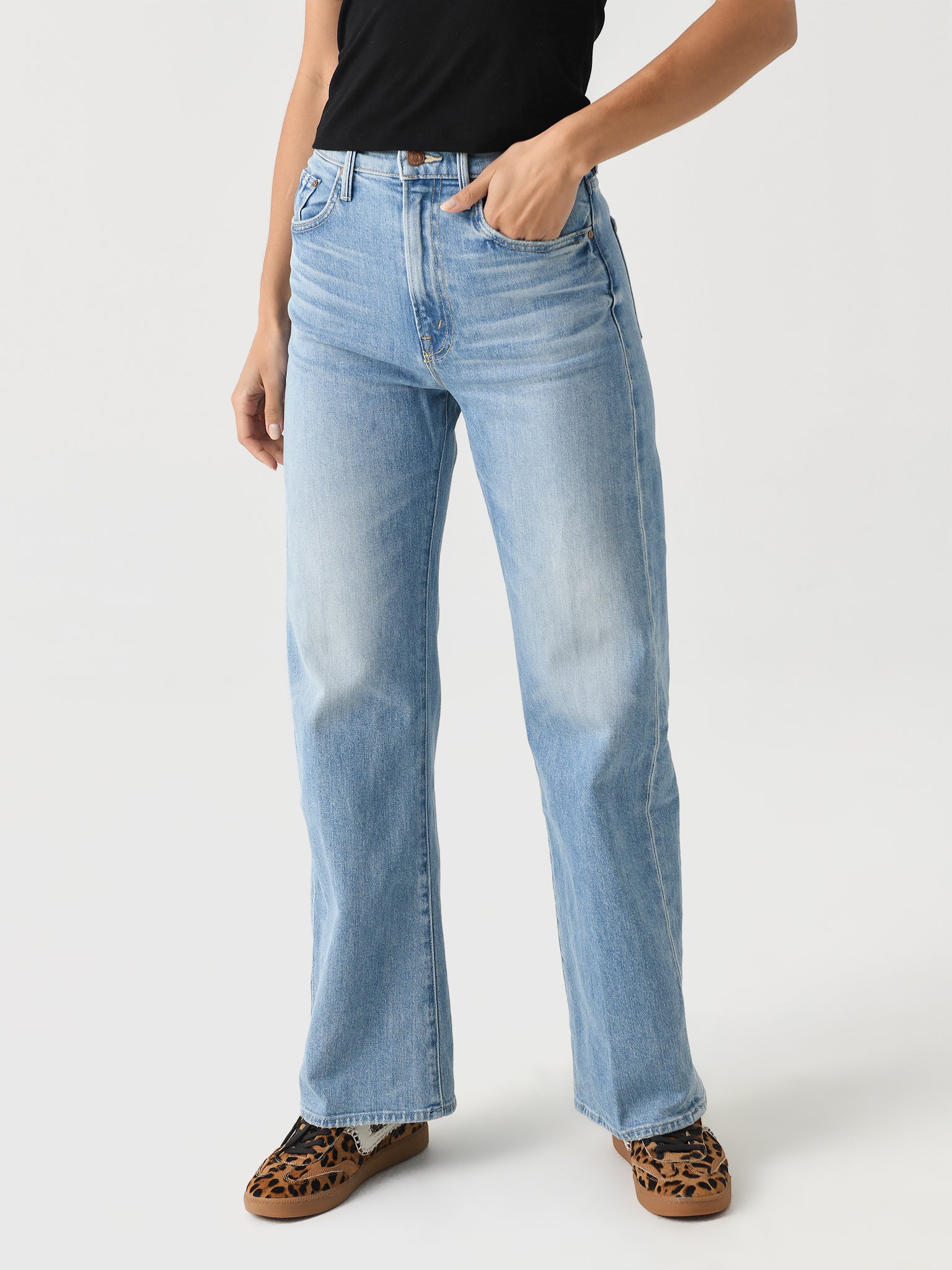 Mother Women's Petites The Lil' Lasso Sneak Jean - Saint Bernard