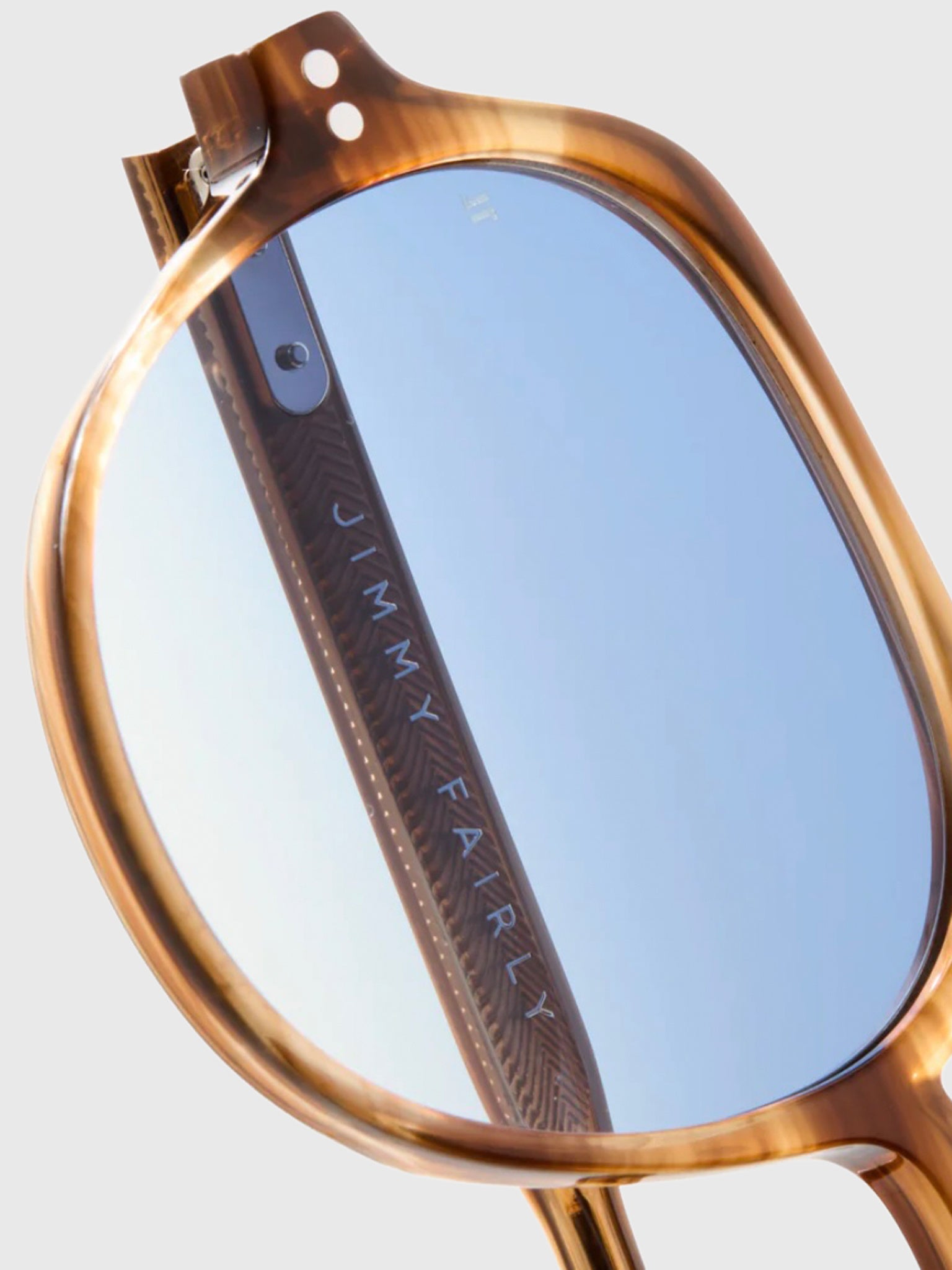 P0754-B651esxGOLD-alt2