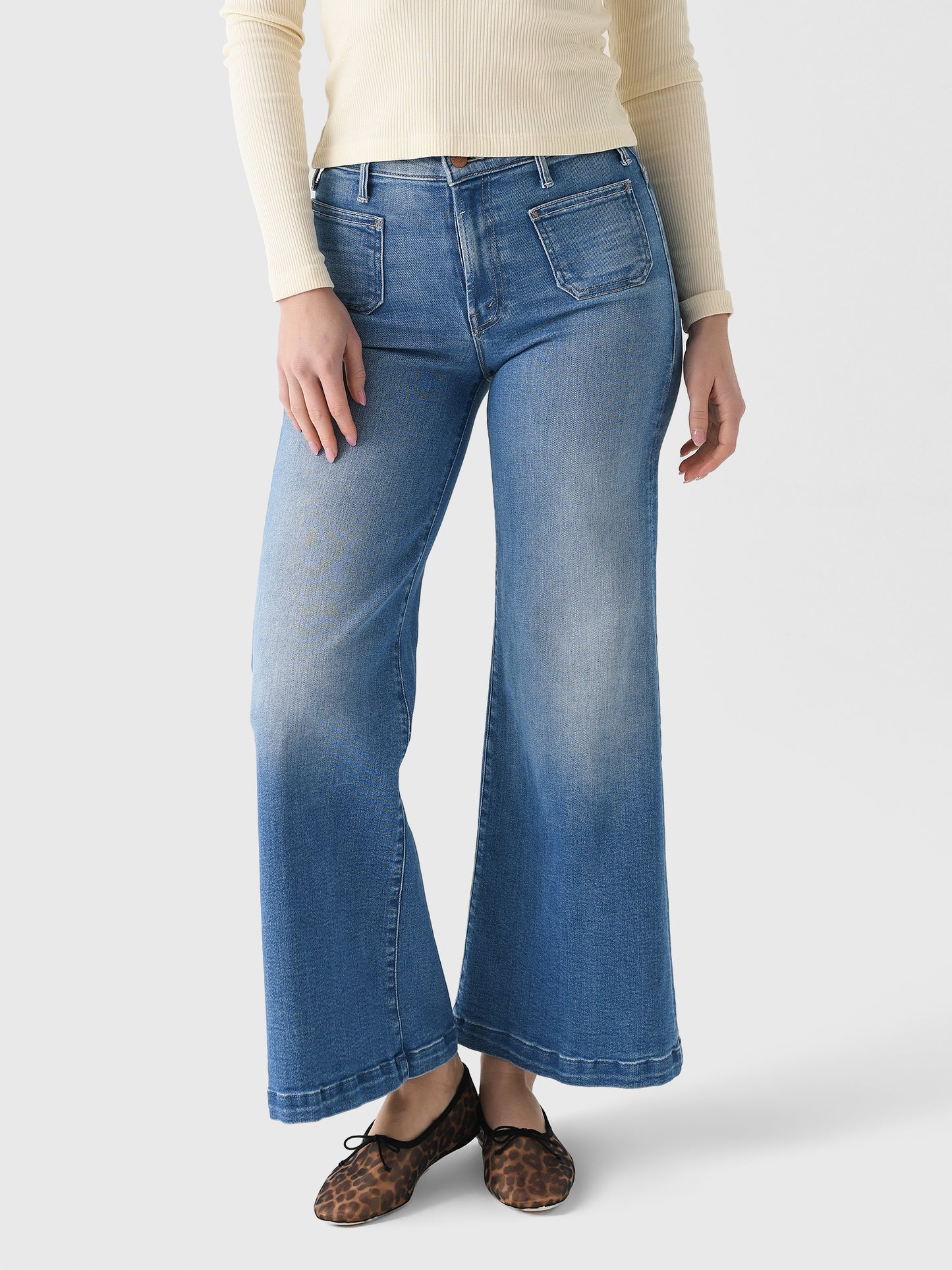 Mother Women's Petites The Lil' Hustler Roller Patch Pocket Sneak Jean - Saint Bernard