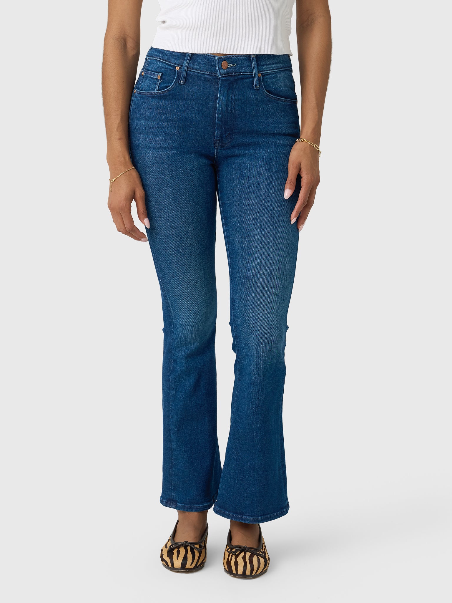 Mother Women's Petites The Lil' Weekender Jean - Saint Bernard