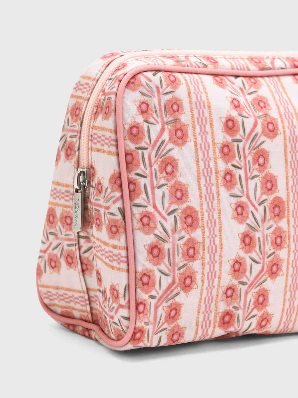 Weezie Medium Patterned Toiletry Bag - Saint Bernard