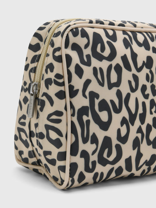 Weezie Medium Patterned Toiletry Bag - Saint Bernard