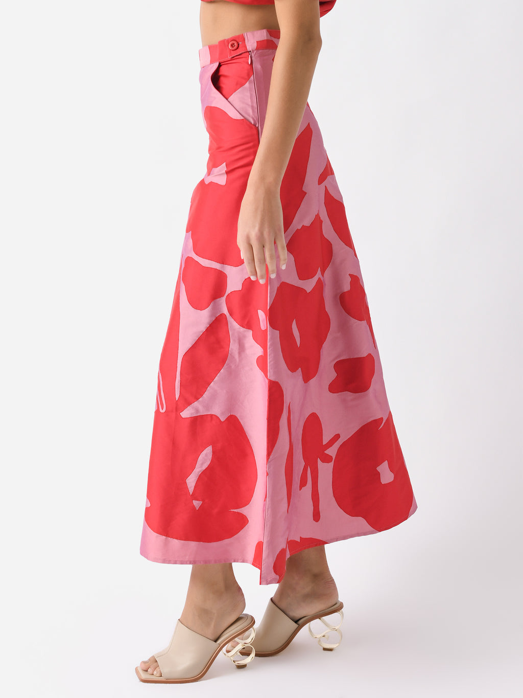 PF24-039_xPINKANDRED-alt2