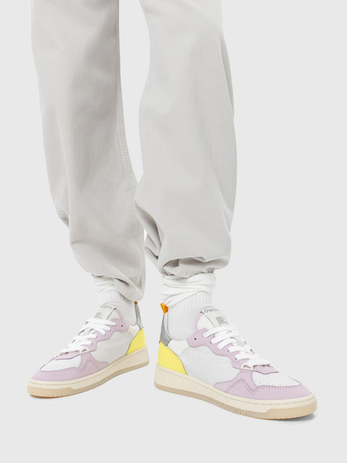 Oncept Women's Phoenix Sneaker