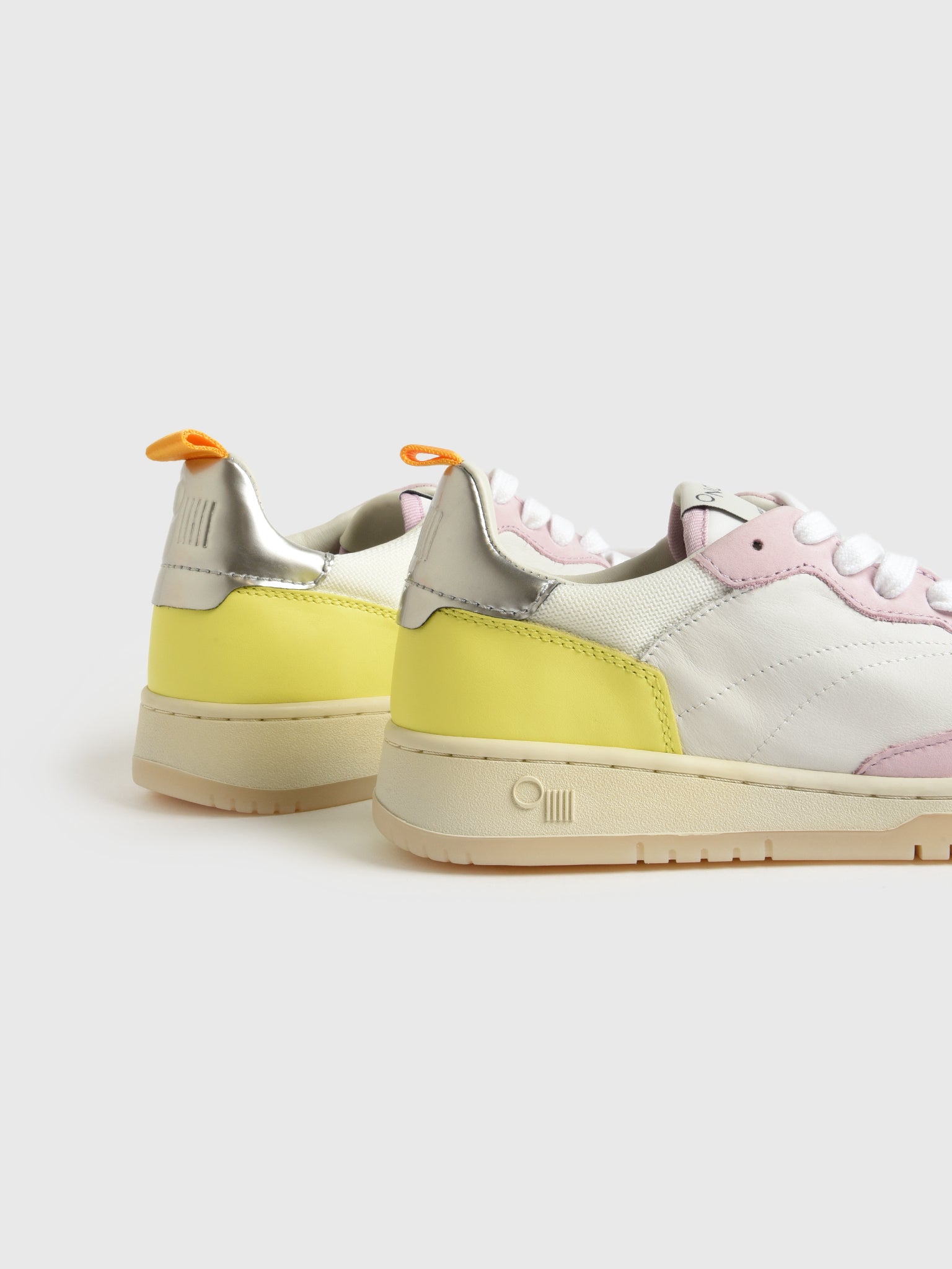Oncept Women's Phoenix Sneaker – Saint Bernard
