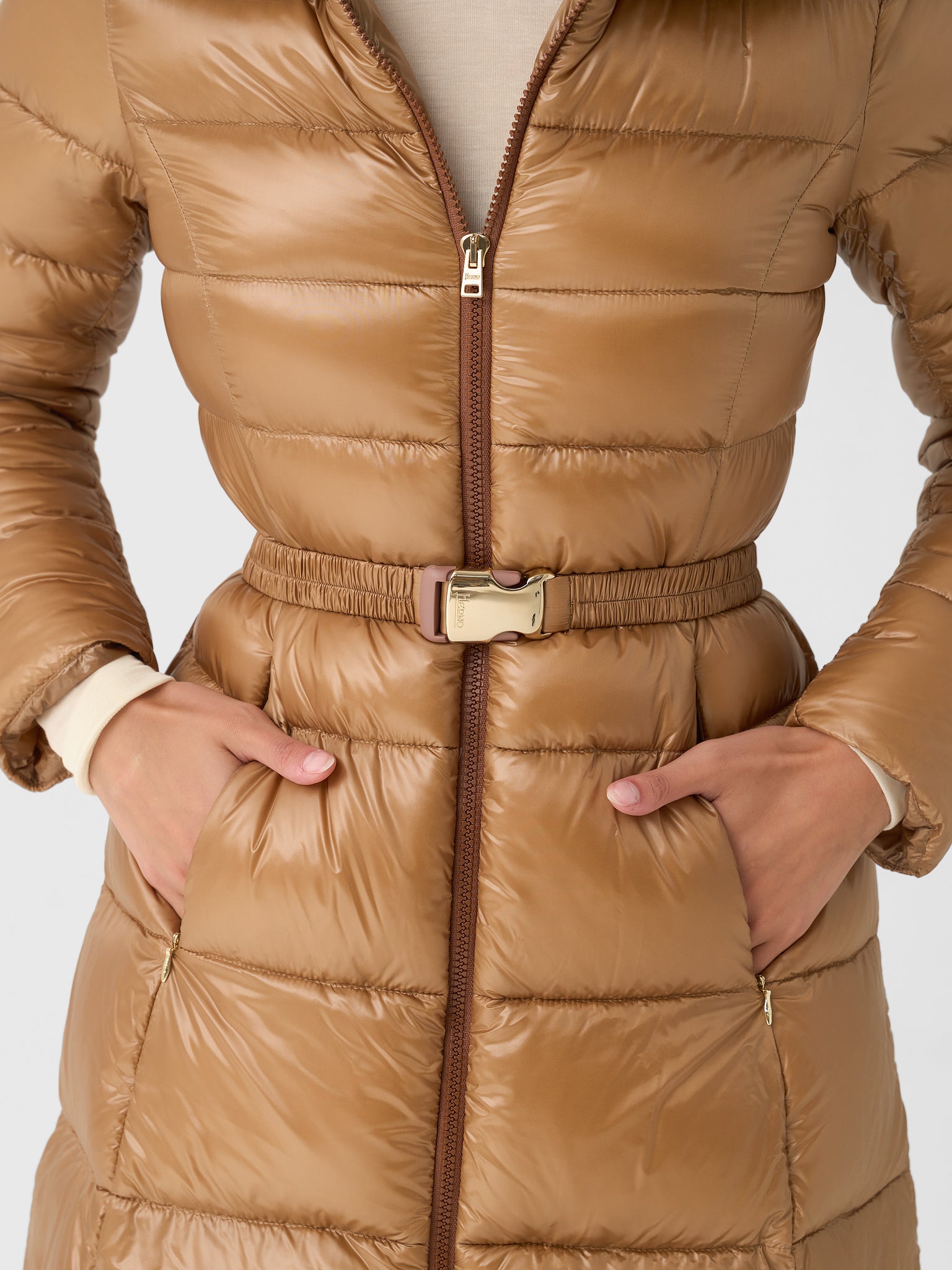 PI002142DxCAMMELLO-alt4