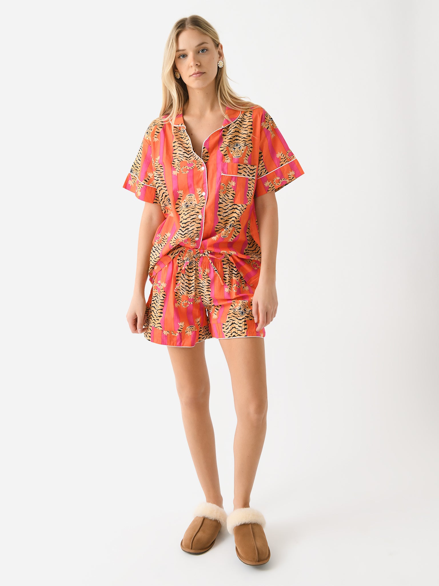 PJ SETxREDTIGER-alt1