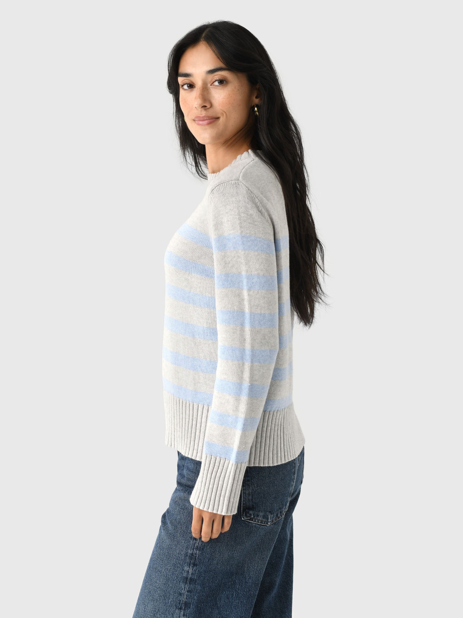 PLT3719xLATHERBLUEFAX-alt2