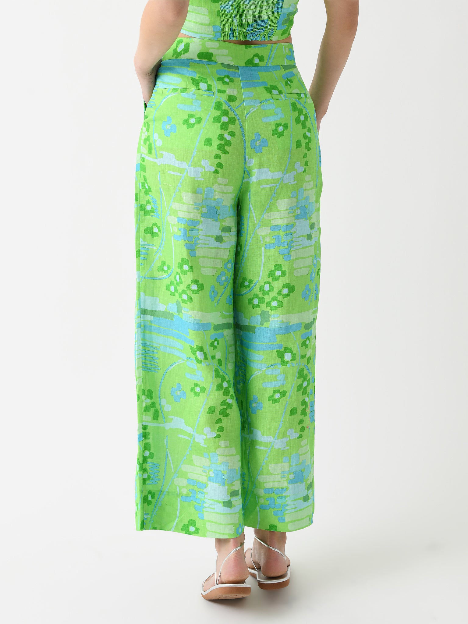 パンツ Lily and art ATHENA EMBROIDERED PANT in SERENADE DARK CHERRY | ALICE + OLIVIA