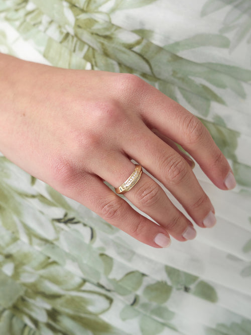 Stone And Strand Pavé Knife Edge Cigar Band