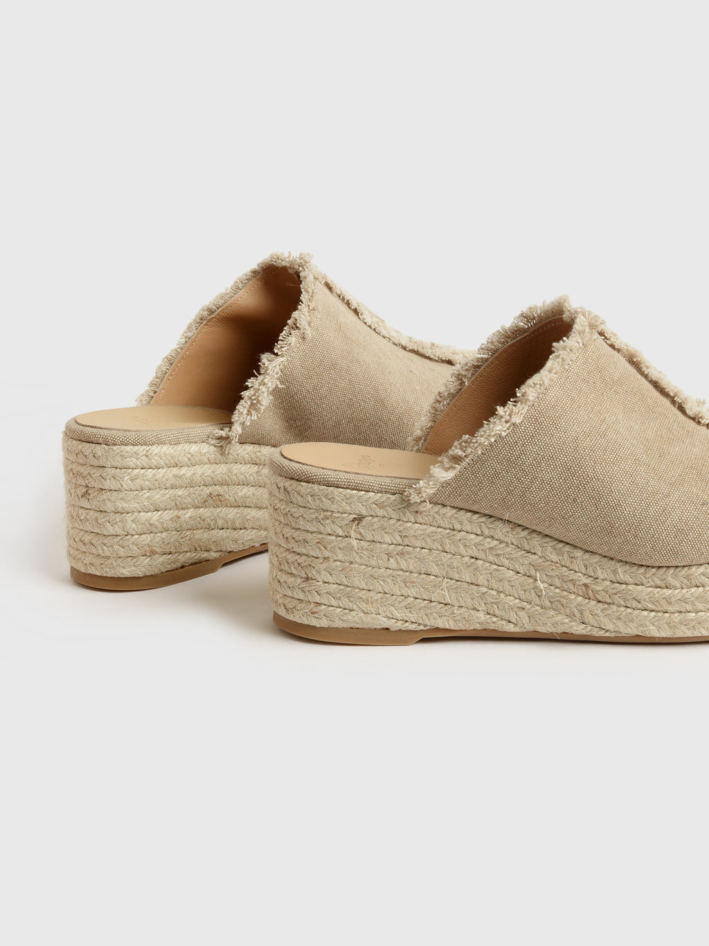 QUERAL/002xCANVASSAND-alt3