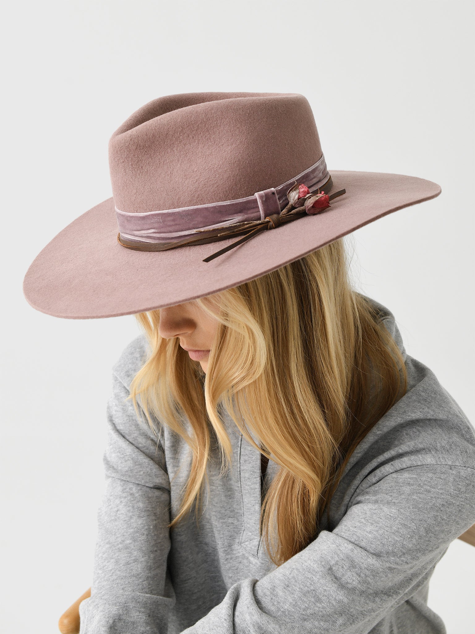 QUINNxROSEMAUVE-alt1