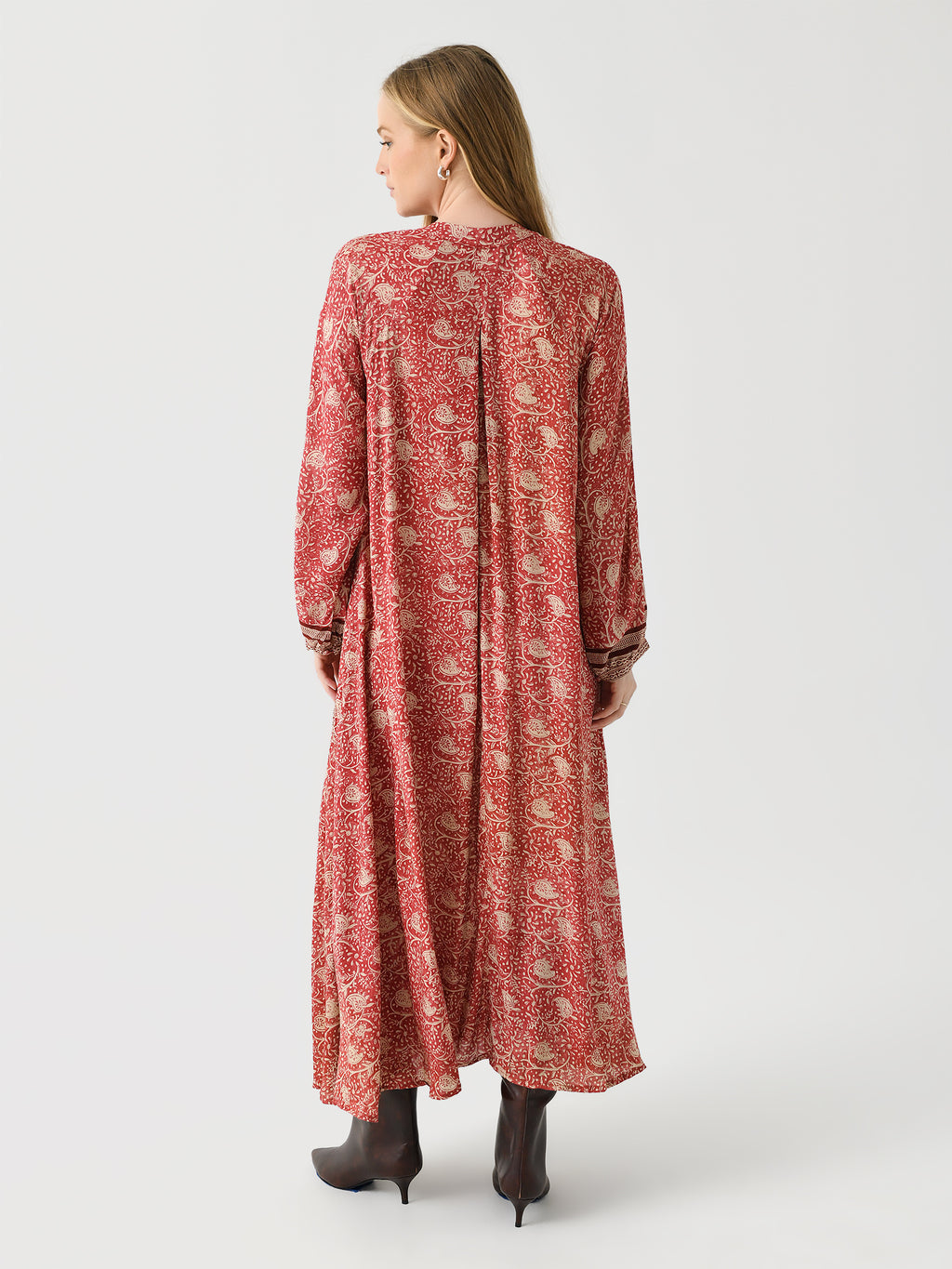 R002xWATERLILYTERRACOTTA-alt2