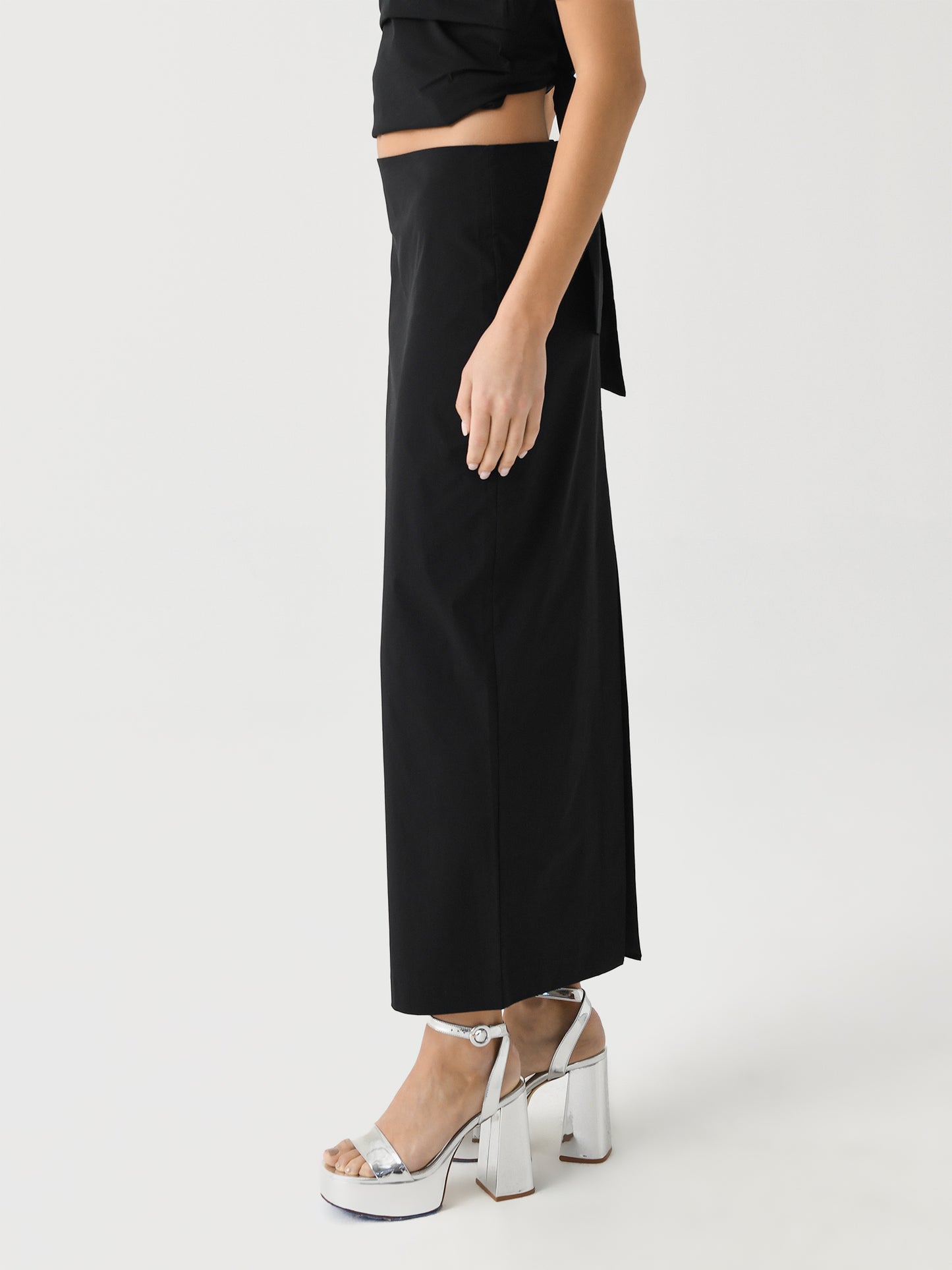 R25-807BLKxBLACK-alt2