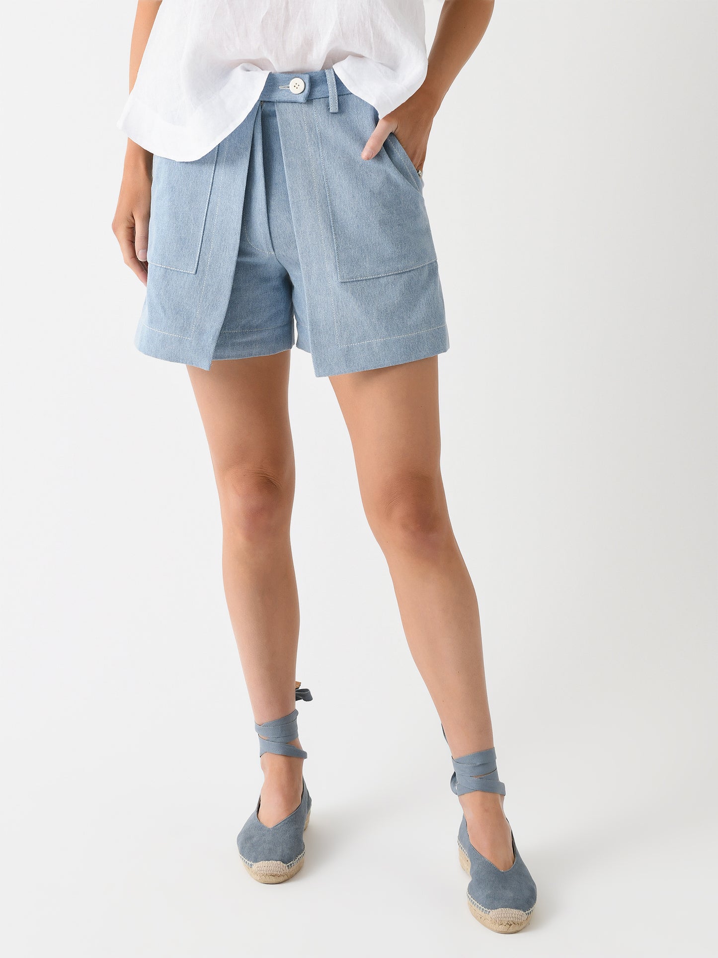 AVN Women's Summer Short - Saint Bernard