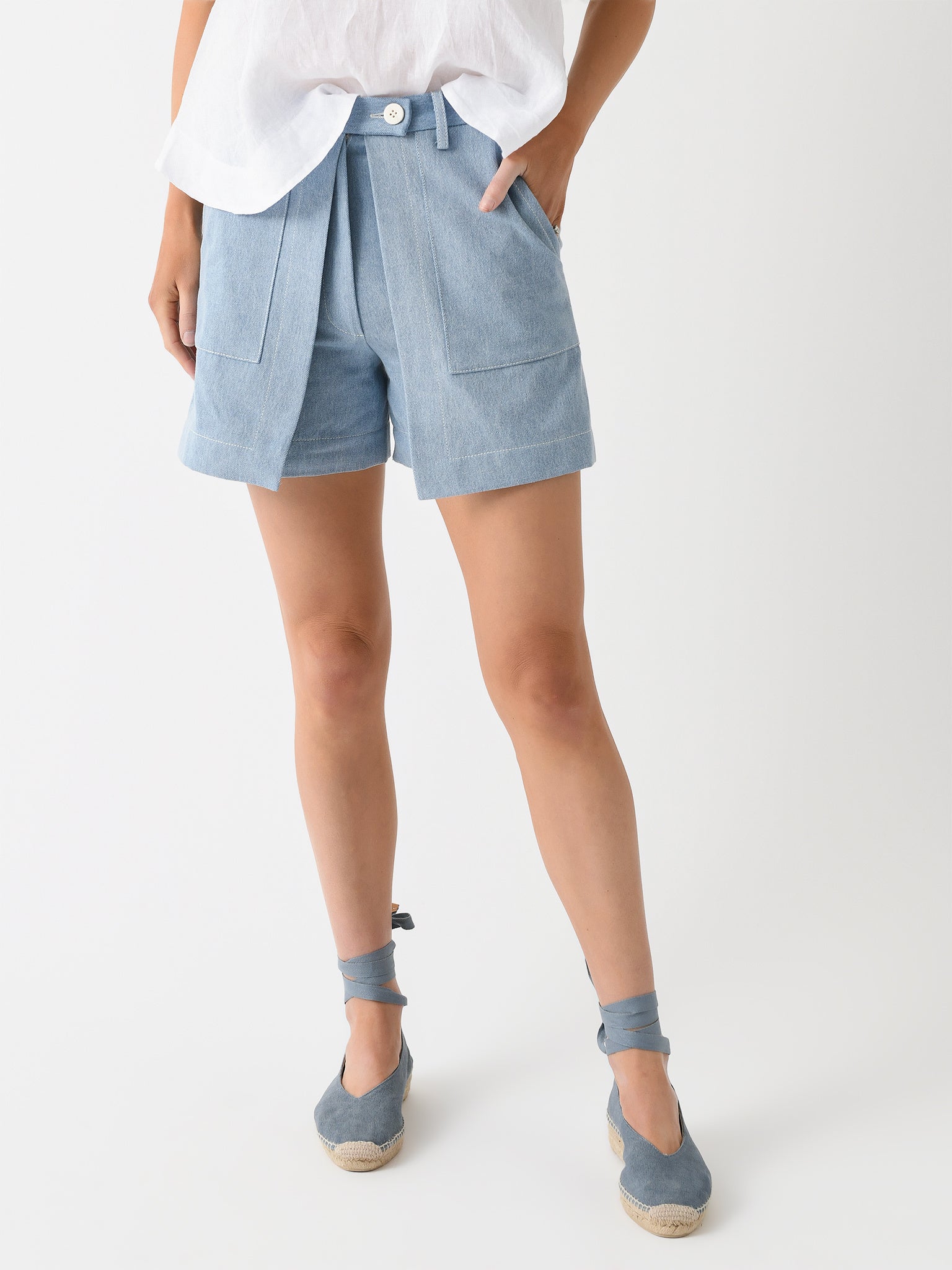 AVN Women's Summer Short - Saint Bernard