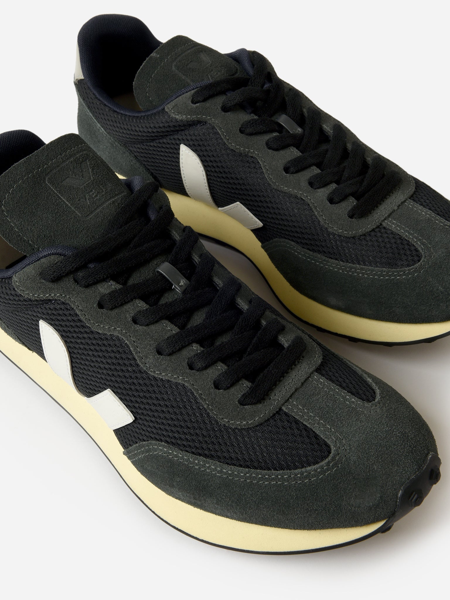 RB0102367xBLACKWHITEOXFORDGREY-alt2