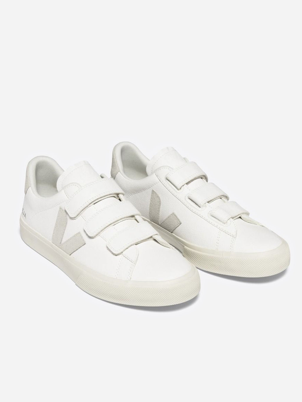VEJA Women's Recife Chromefree Leather Sneaker - Saint Bernard