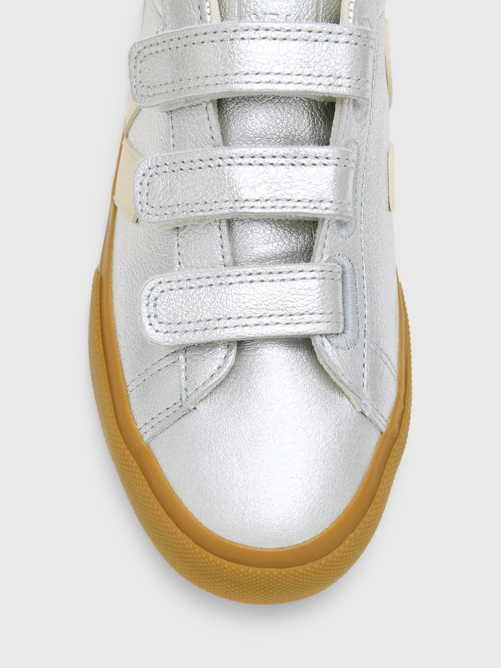 VEJA Women's Recife Leather Sneaker - Saint Bernard