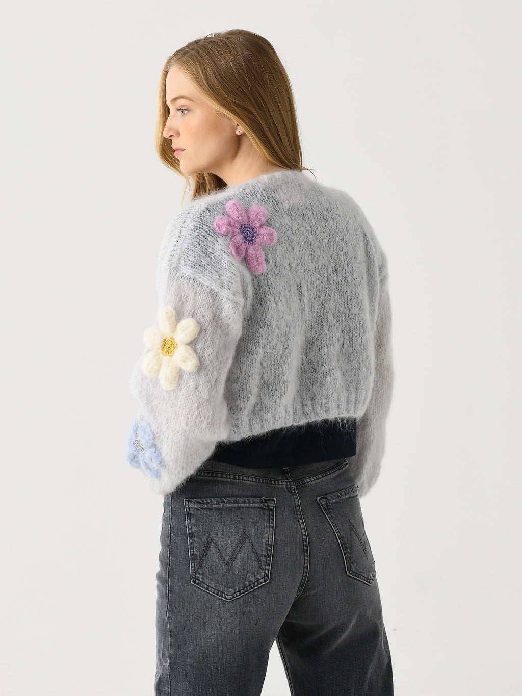 RCFW24027xFREEFLOWERSGRIS-alt3