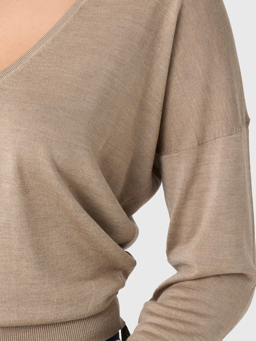 Renggli Women's Silk Cashmere V-Neck Sweater - Saint Bernard
