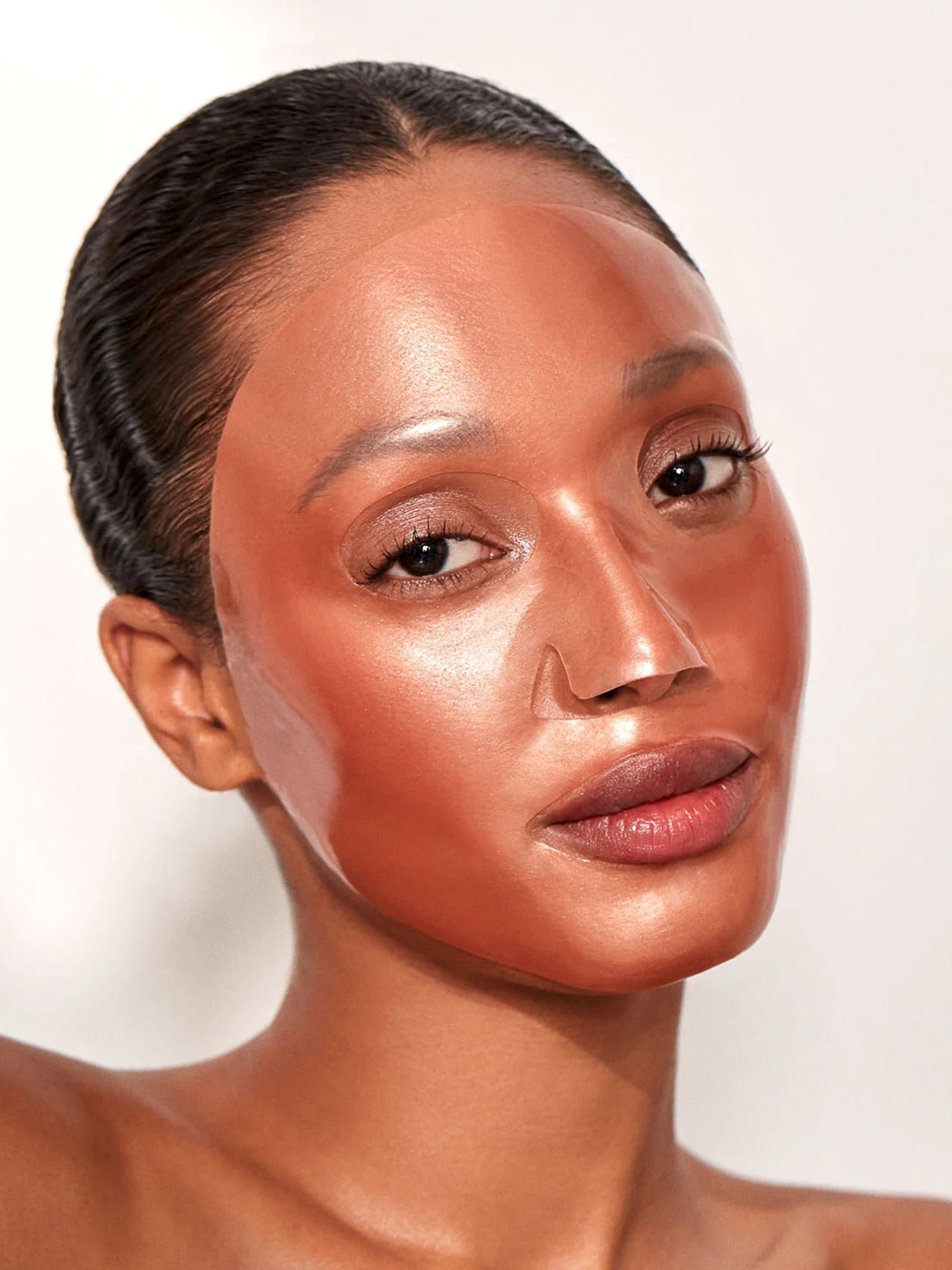 111SKIN Rose Gold Brightening Facial Treatment Mask 5 Pack - Saint Bernard