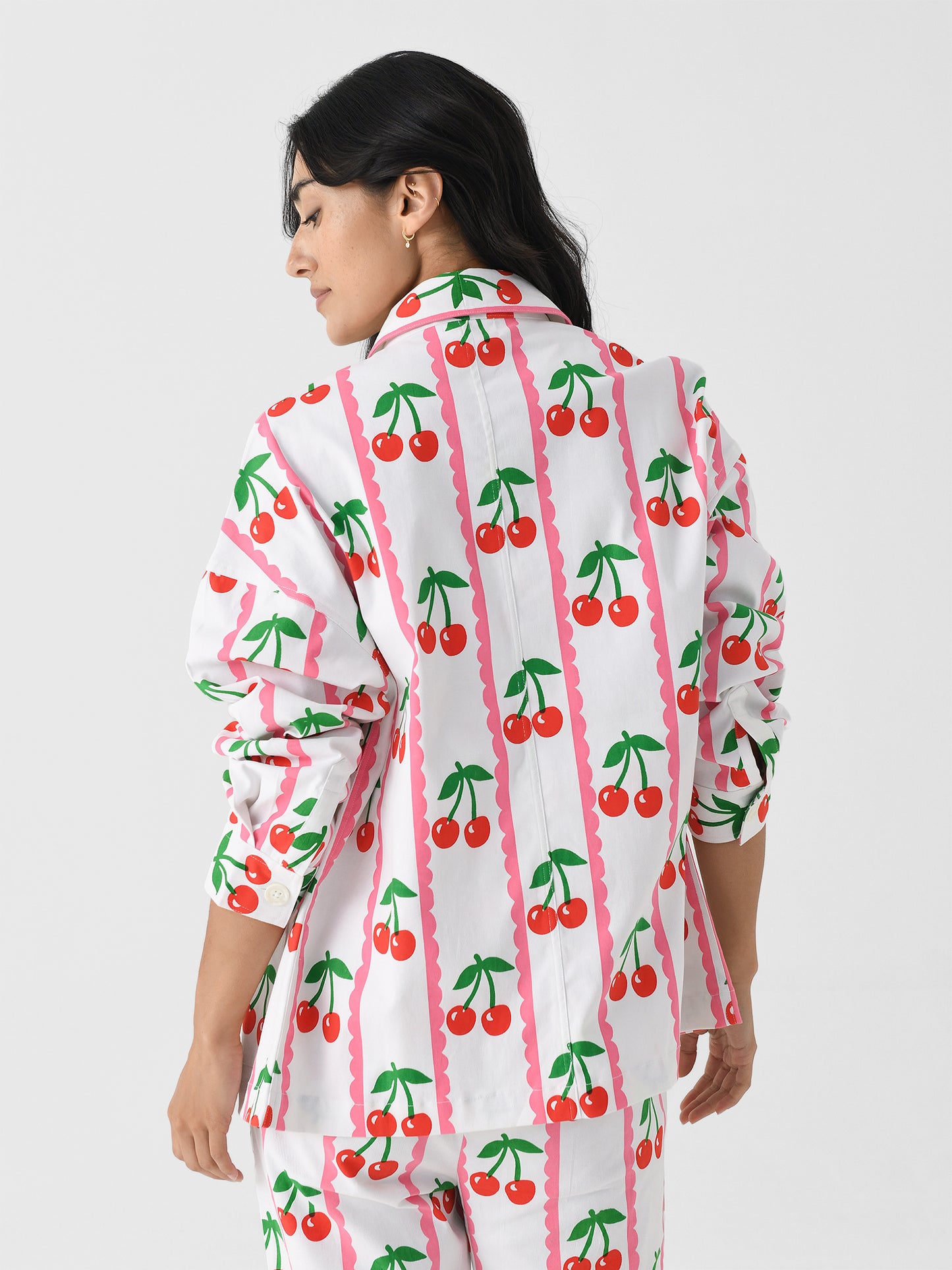 ROMY_JACKETxSCALLOPEDCHERRY-alt3