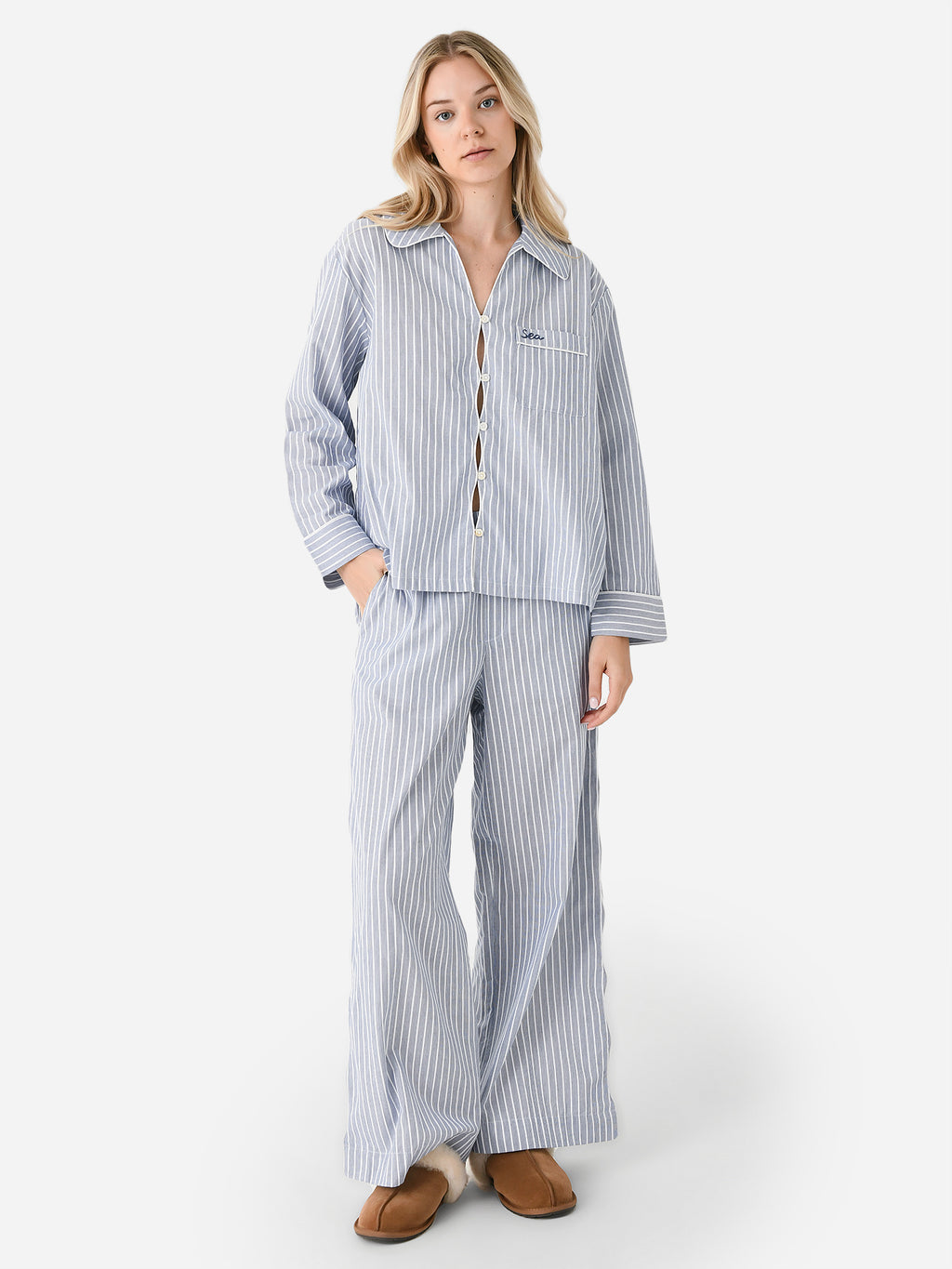 RS24-801xBLUE-alt1