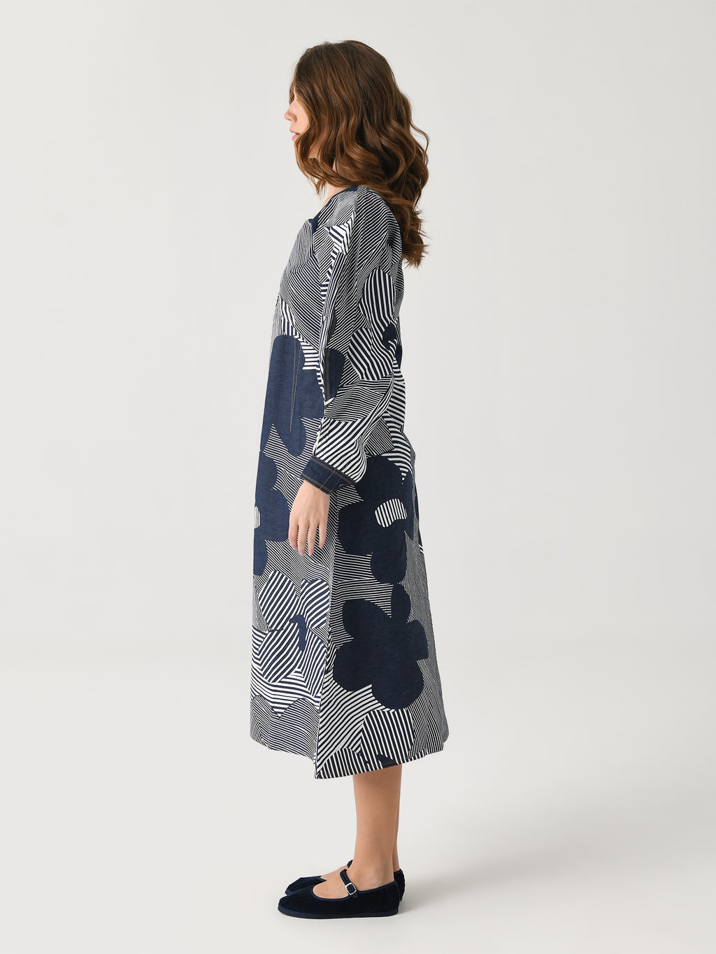 RS25-033 xNAVYSAKURASTRIPES-alt1