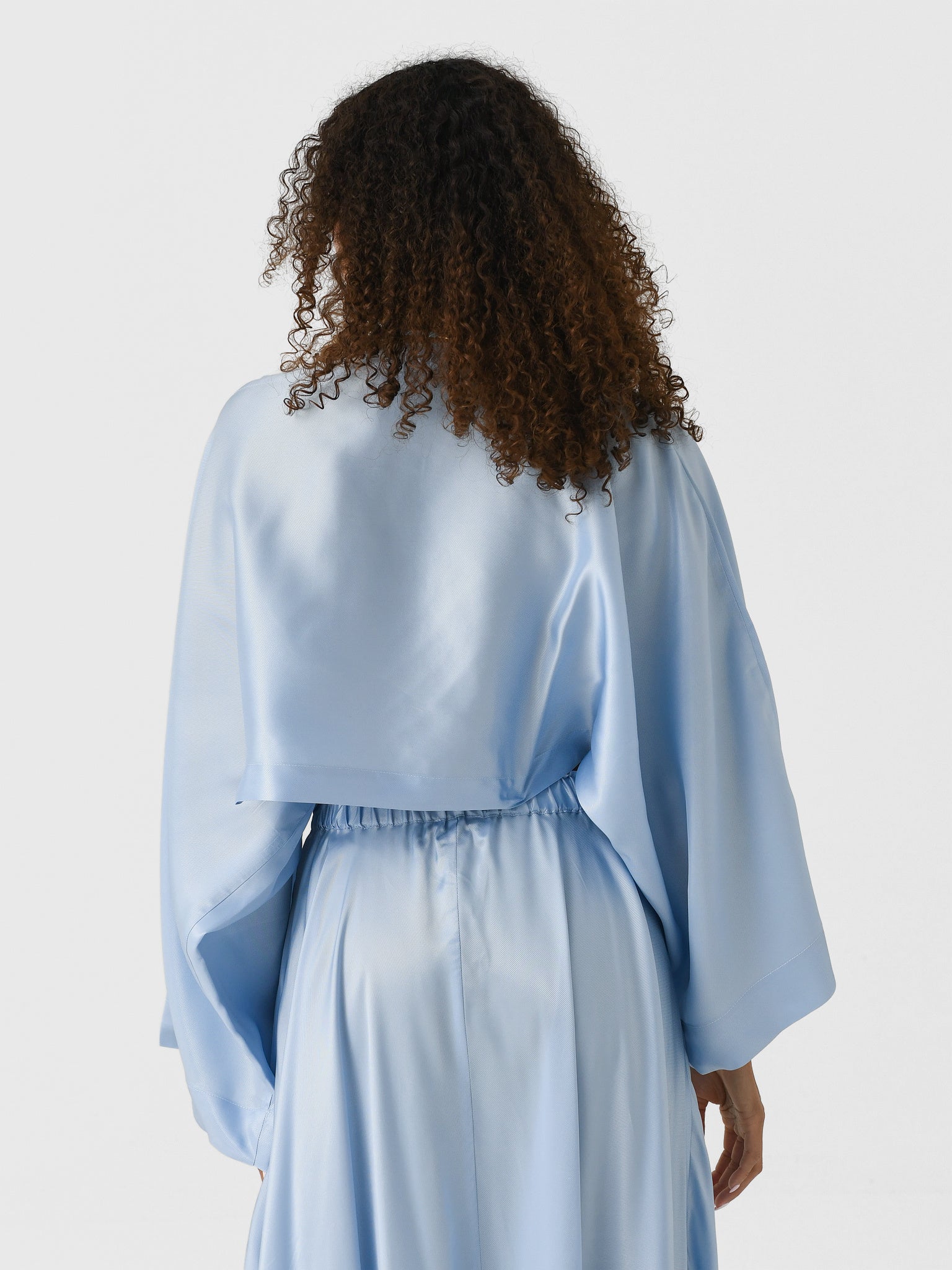 RTW_CU70003_SKBxSKYBLUE-alt3