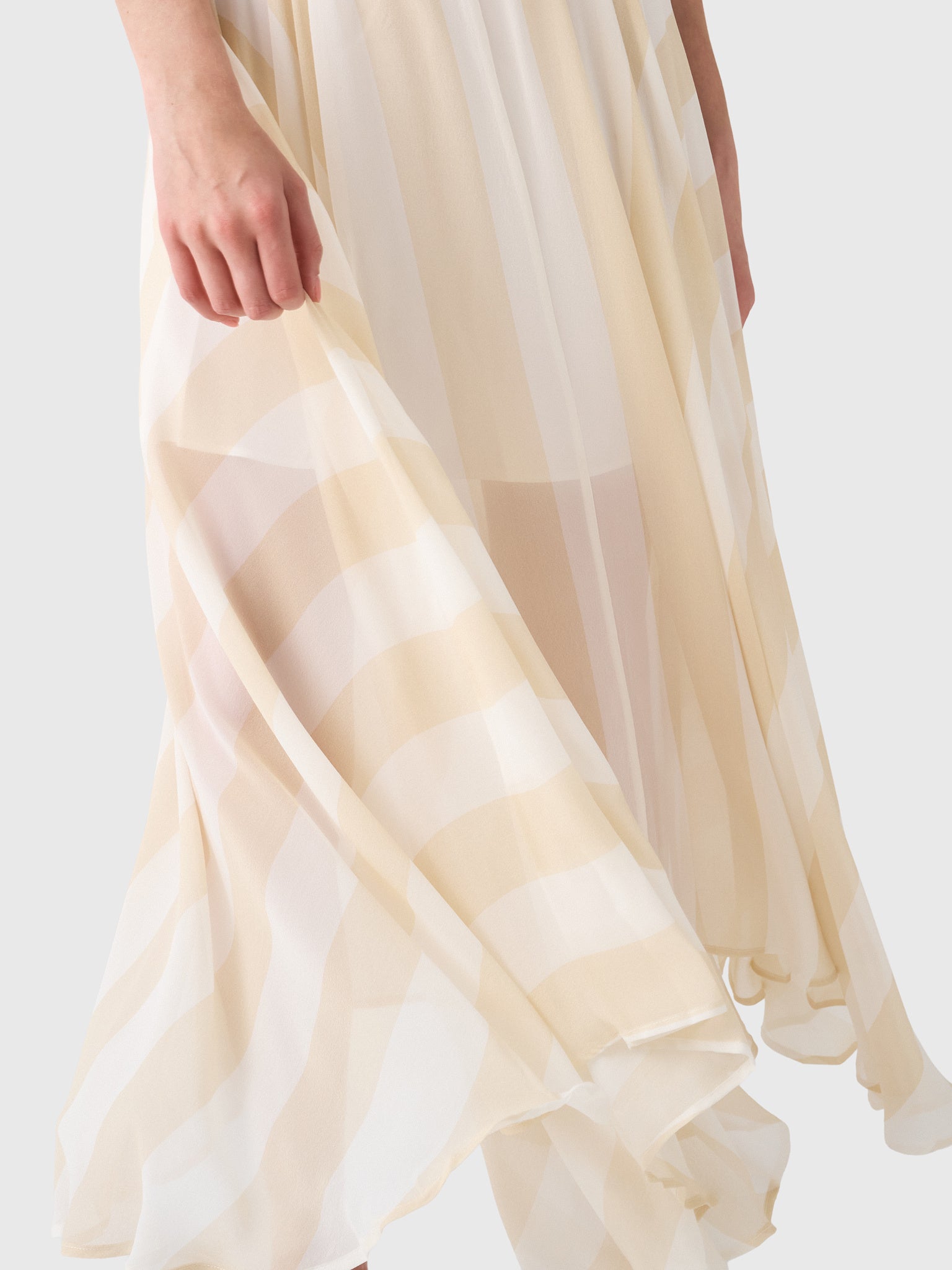 Bondi Born Women's Capri Silk Circle Skirt - Saint Bernard