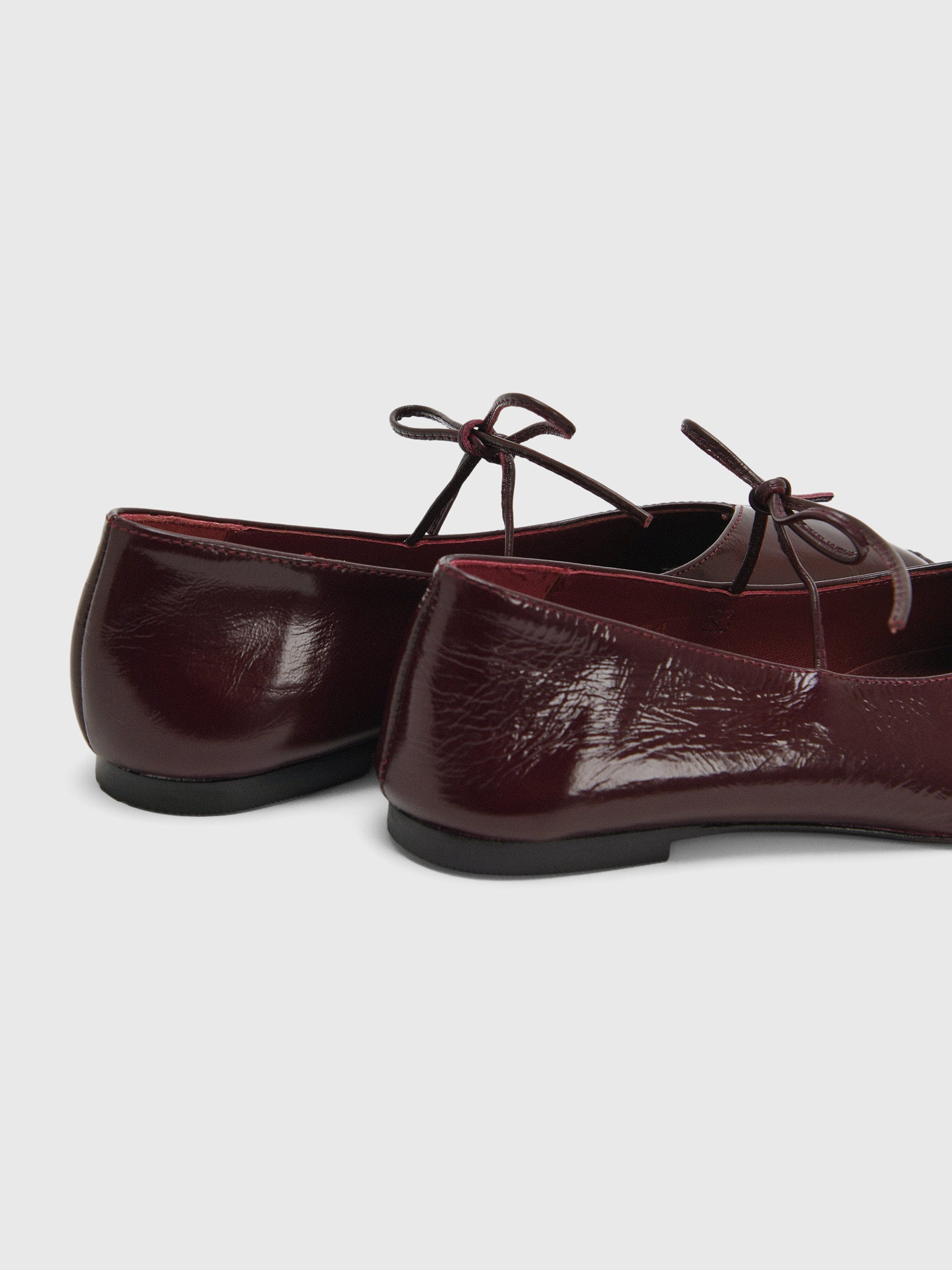 Alohas Women's Sway Leather Ballet Flat - Saint Bernard