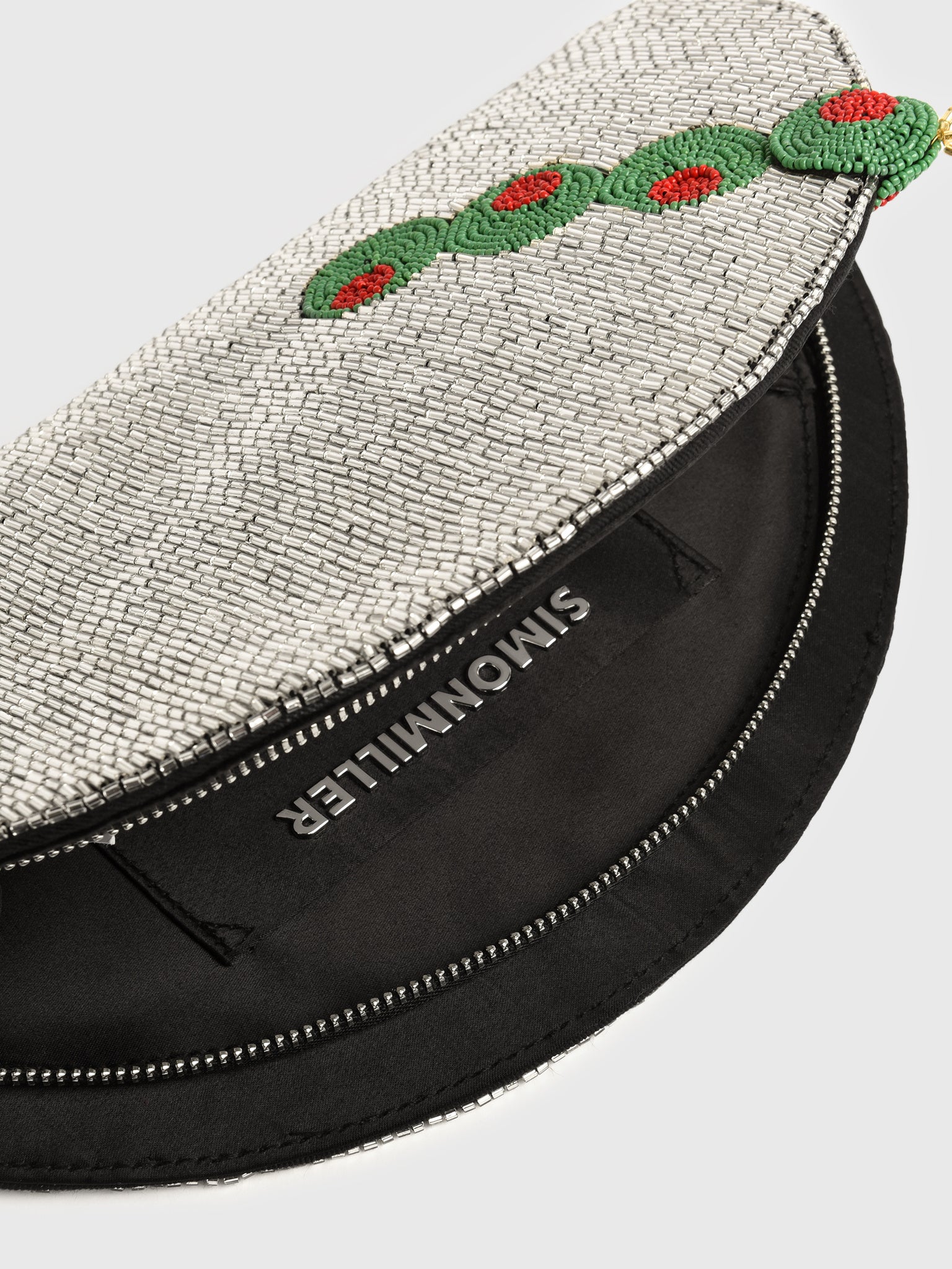 S1038-9284xSILVEROLIVEMOTIF-alt4