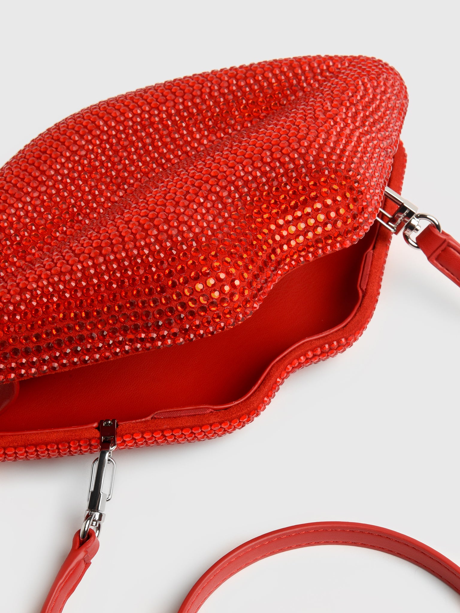 S1042-9197xLUCKYRED-alt5