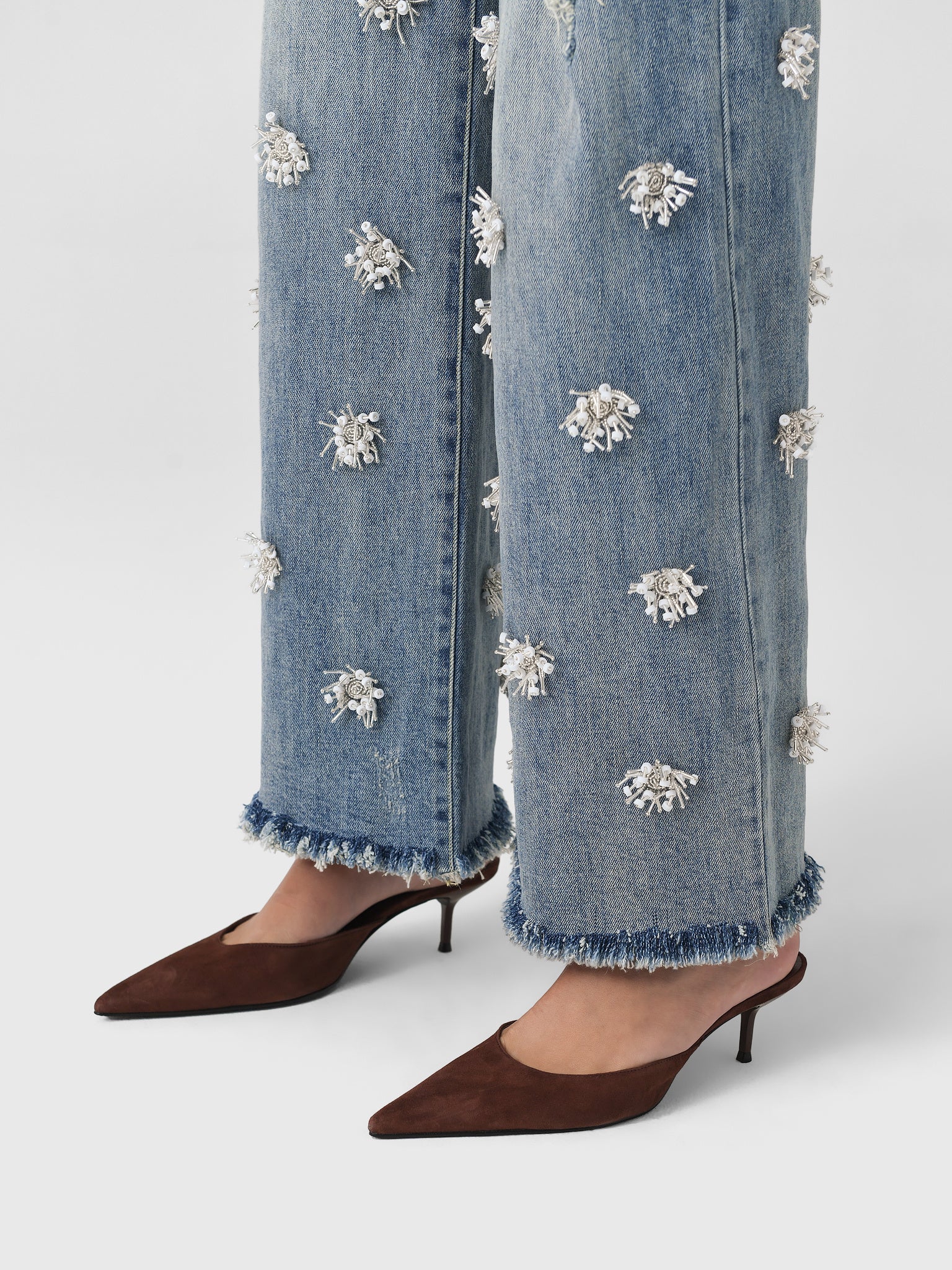 S2217900140009xROOTBROWN-alt1