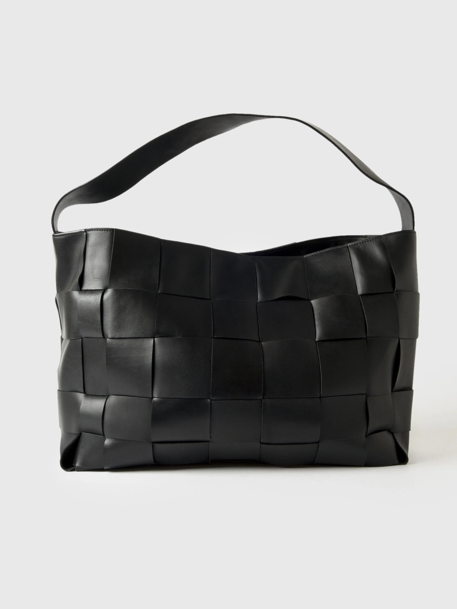 St. Agni Woven Large Tote - Saint Bernard