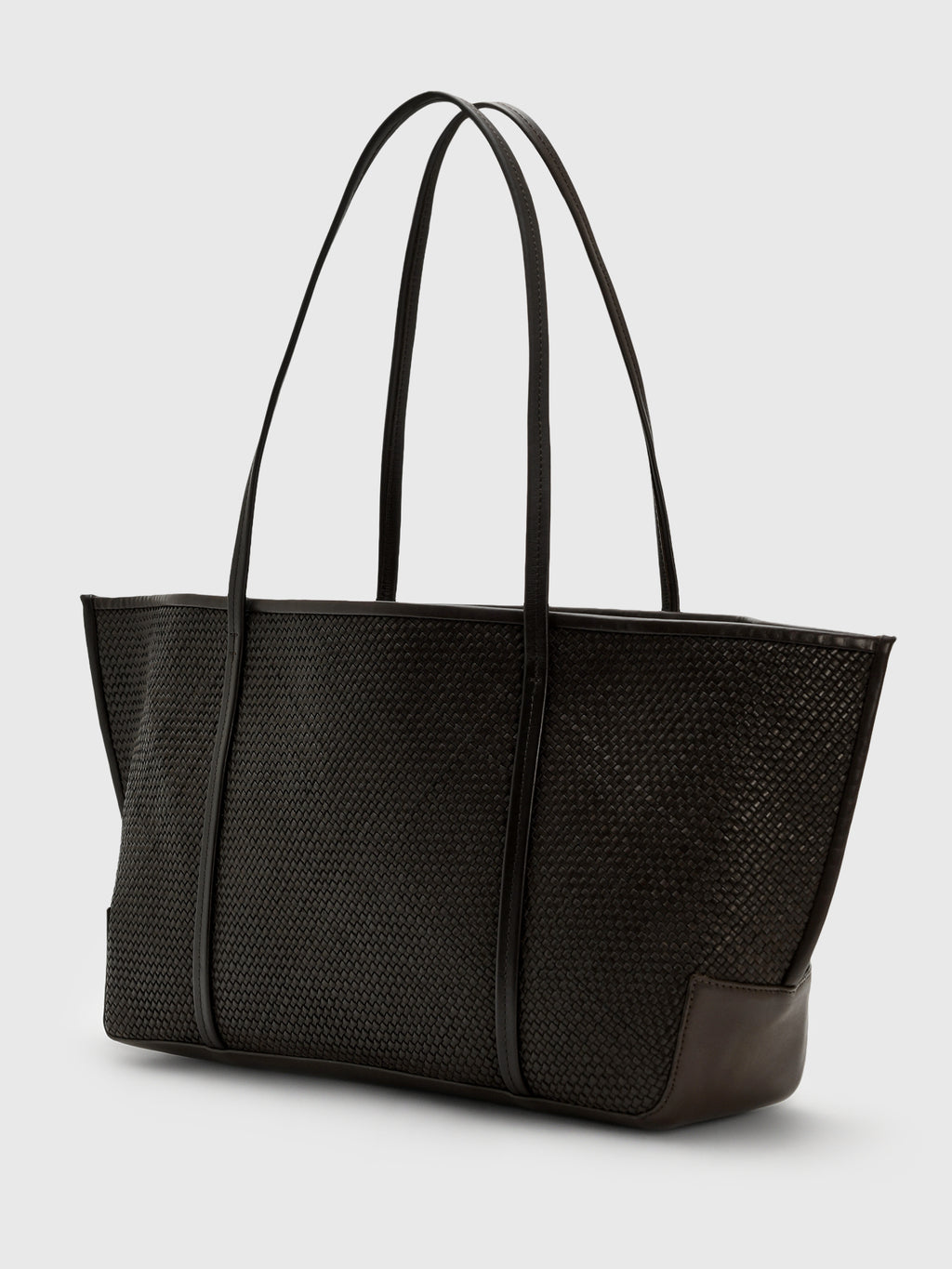 St. Agni Woven Bateau Tote - Saint Bernard