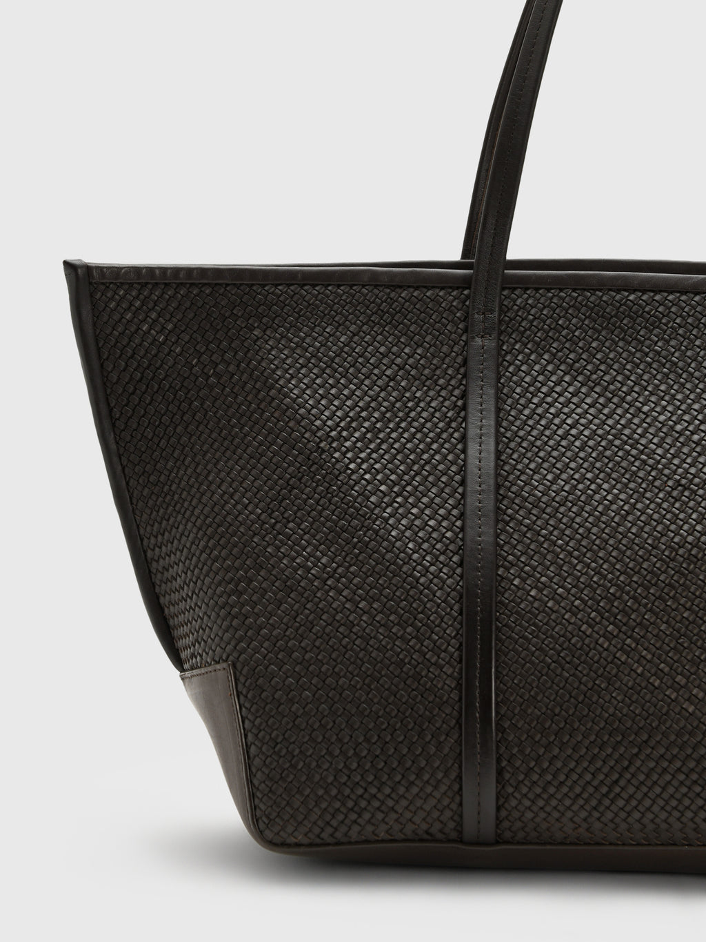 St. Agni Woven Bateau Tote - Saint Bernard