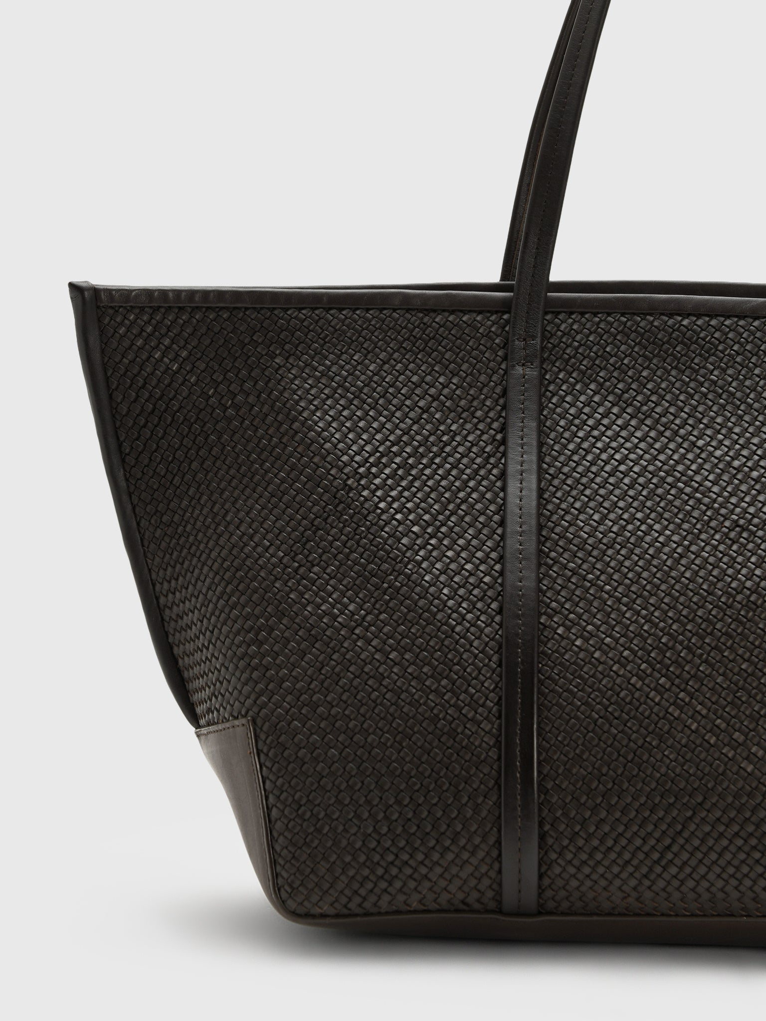 St. Agni Woven Bateau Tote - Saint Bernard