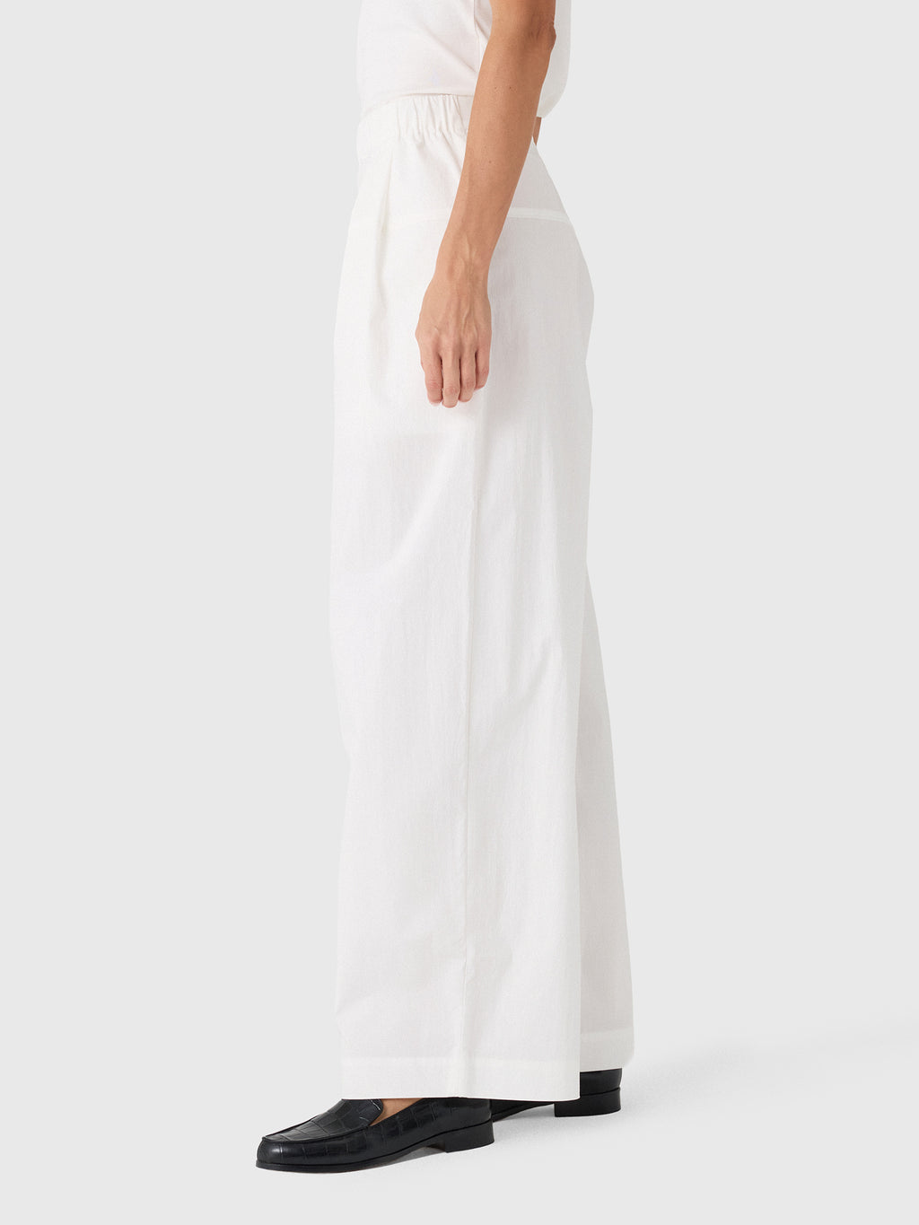 St. Agni Women's Relaxed Pleat Pant - Saint Bernard