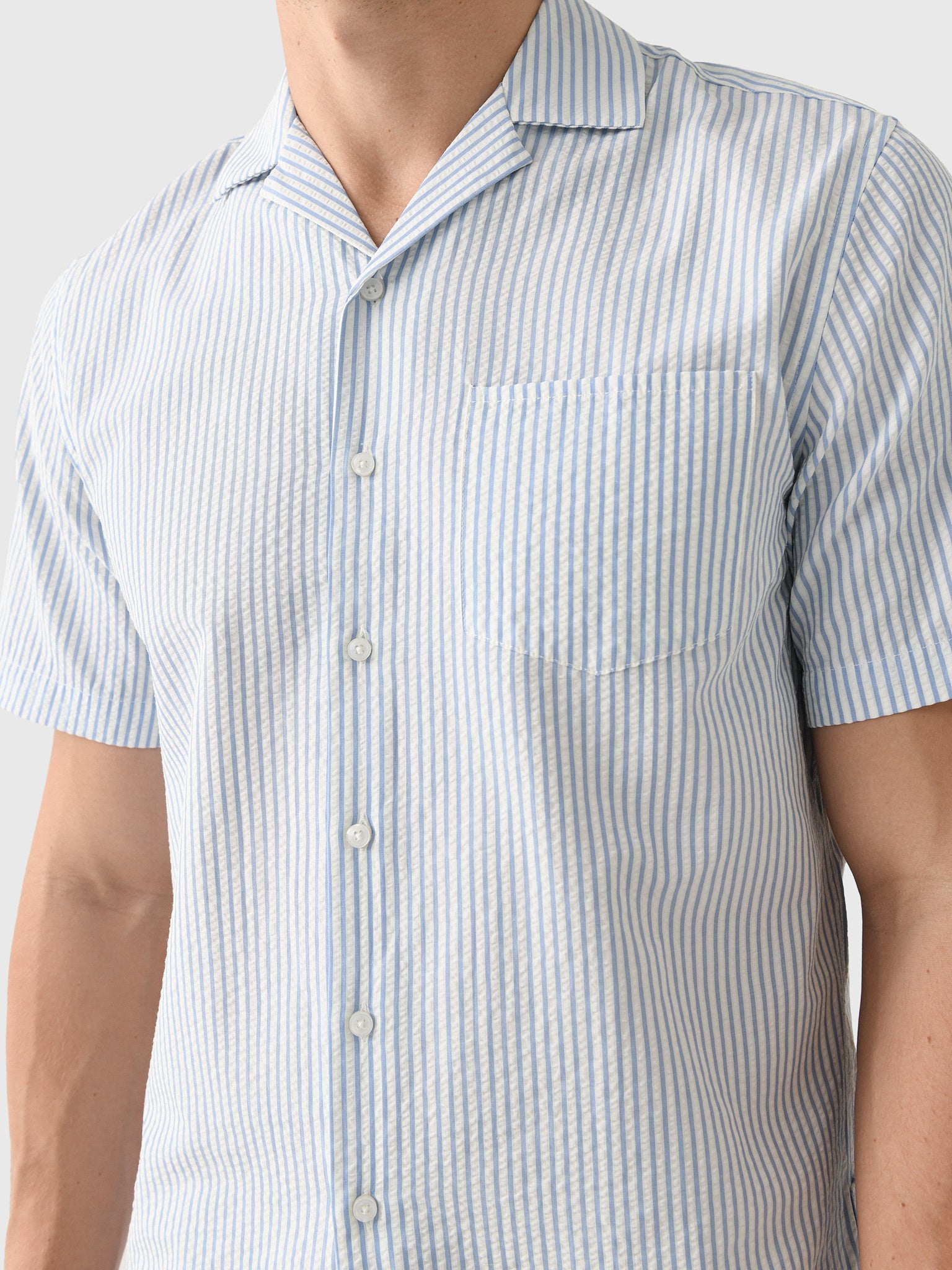 East Cape Men's Short Sleeve Seersucker Camp Shirt - Saint Bernard