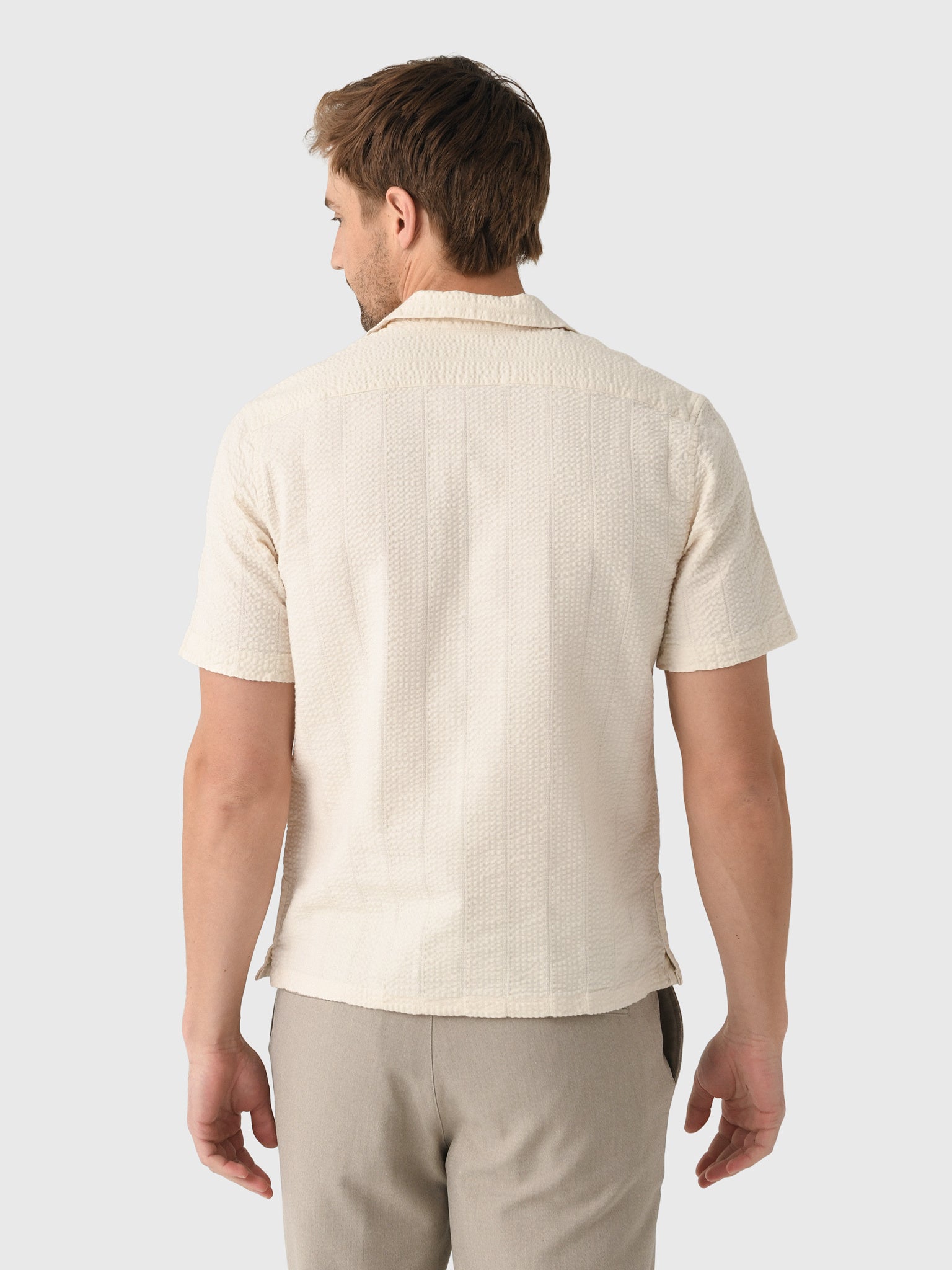 East Cape Men's Short Sleeve Seersucker Camp Shirt - Saint Bernard