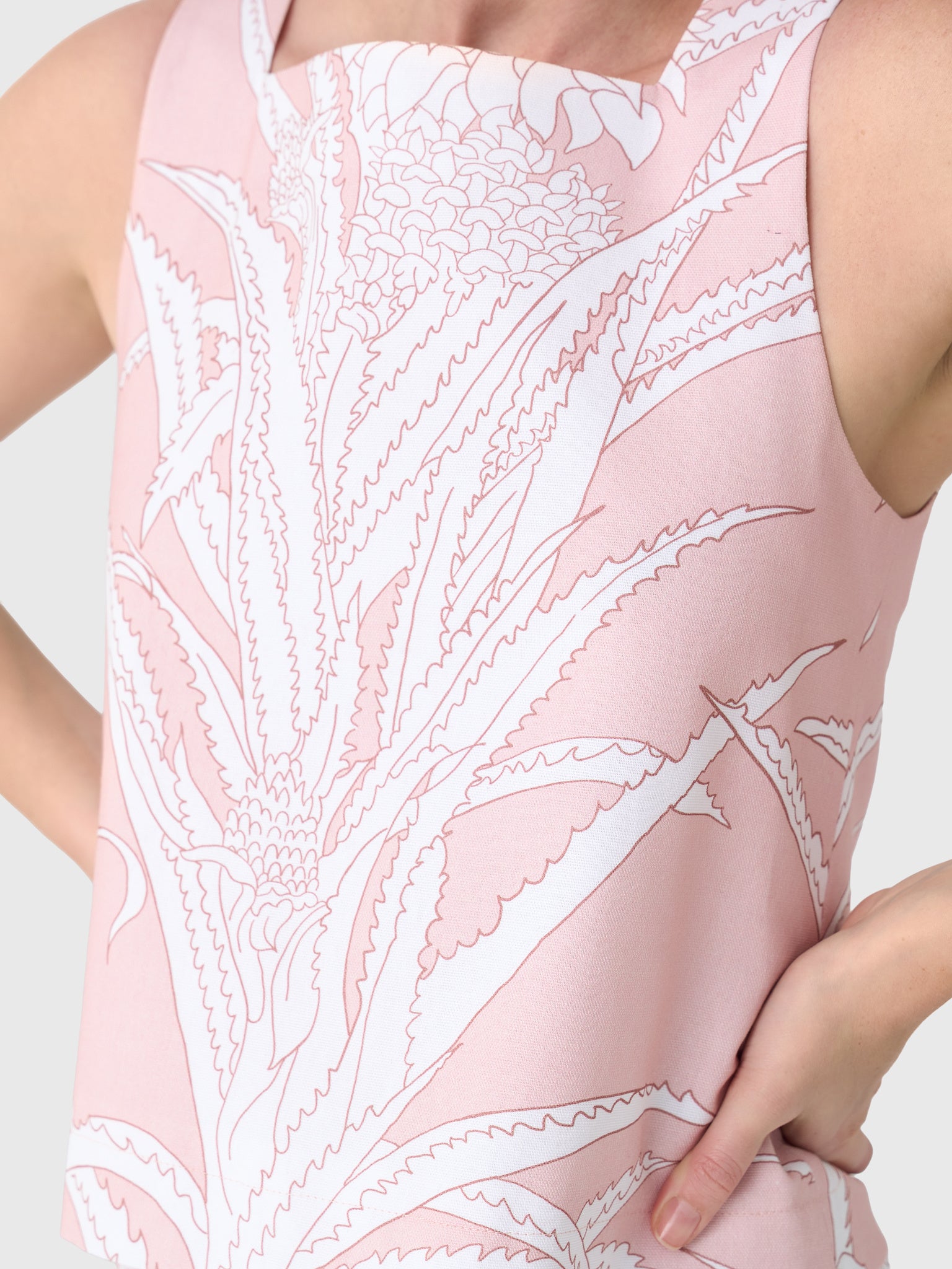 S26T20CS49xPINKPINEAPPLE-alt3
