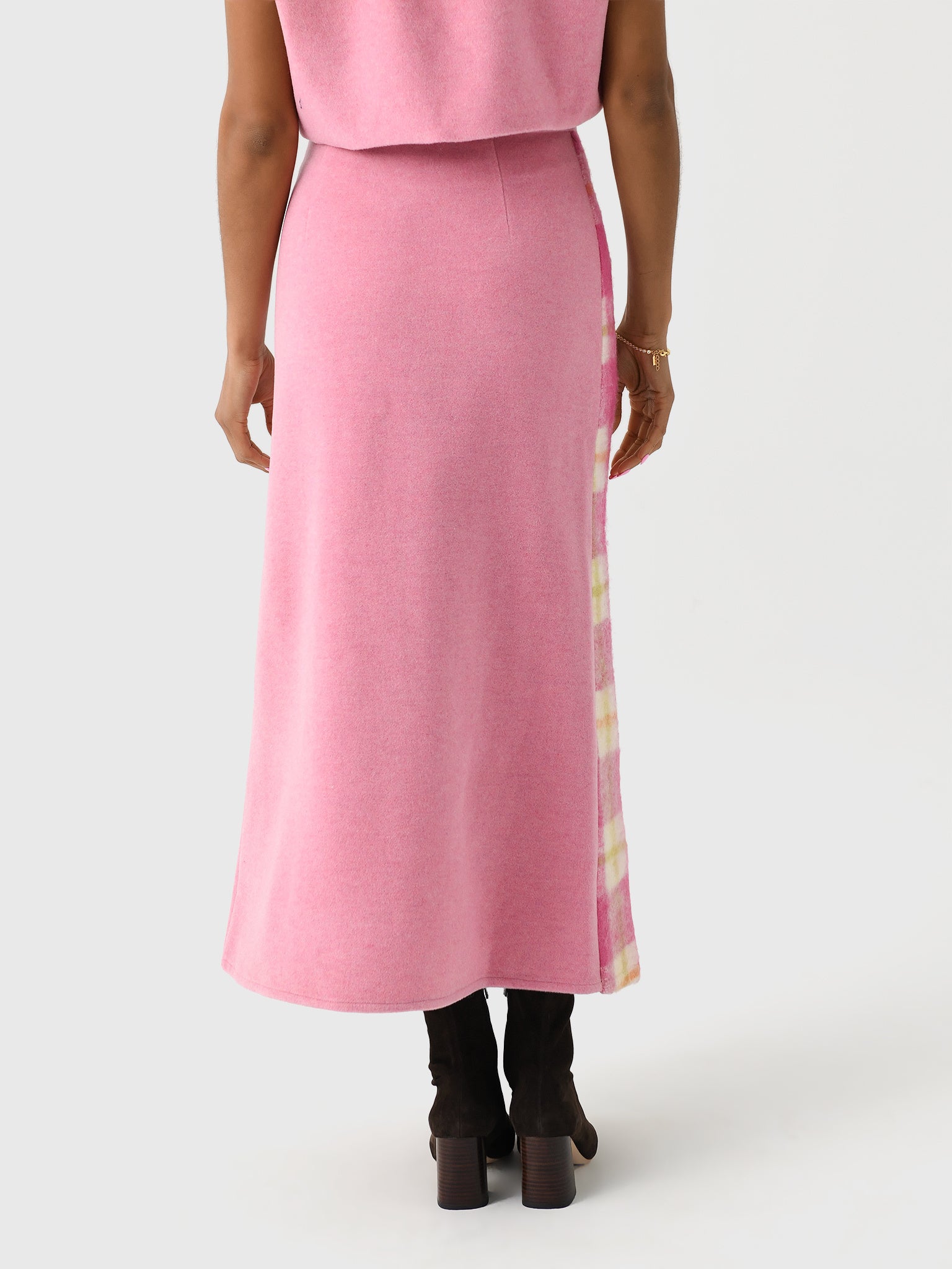 S42007504xCHECKWHITEPINKGREEN-alt3