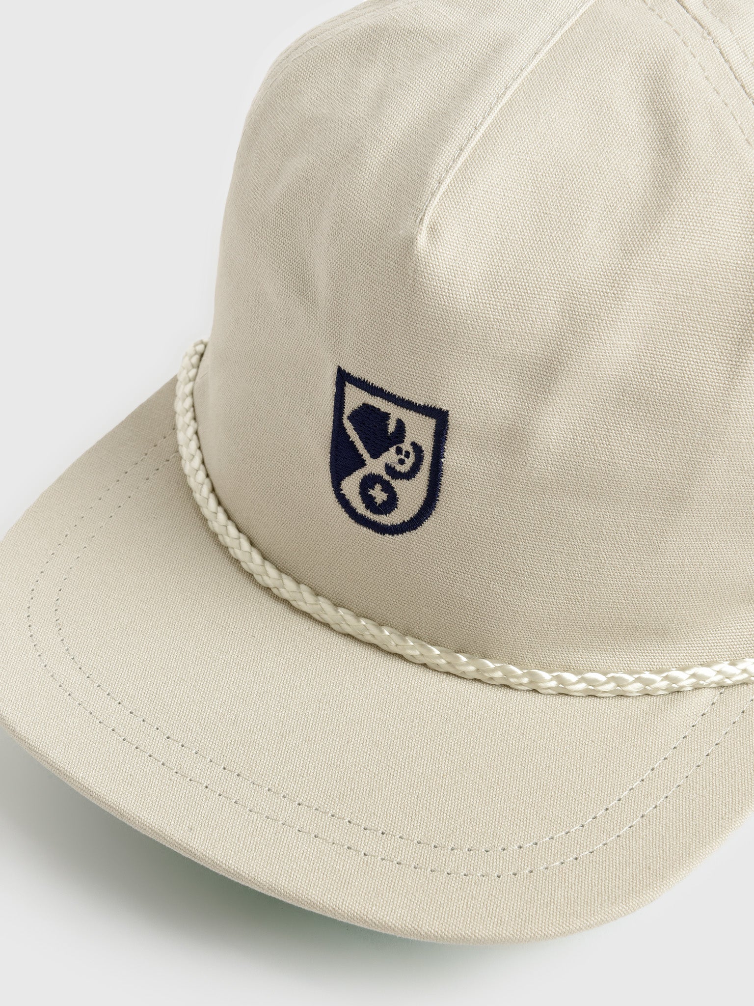 SBDNALOGOSHIELDROPEHATxPUTTYNATURAL-alt2