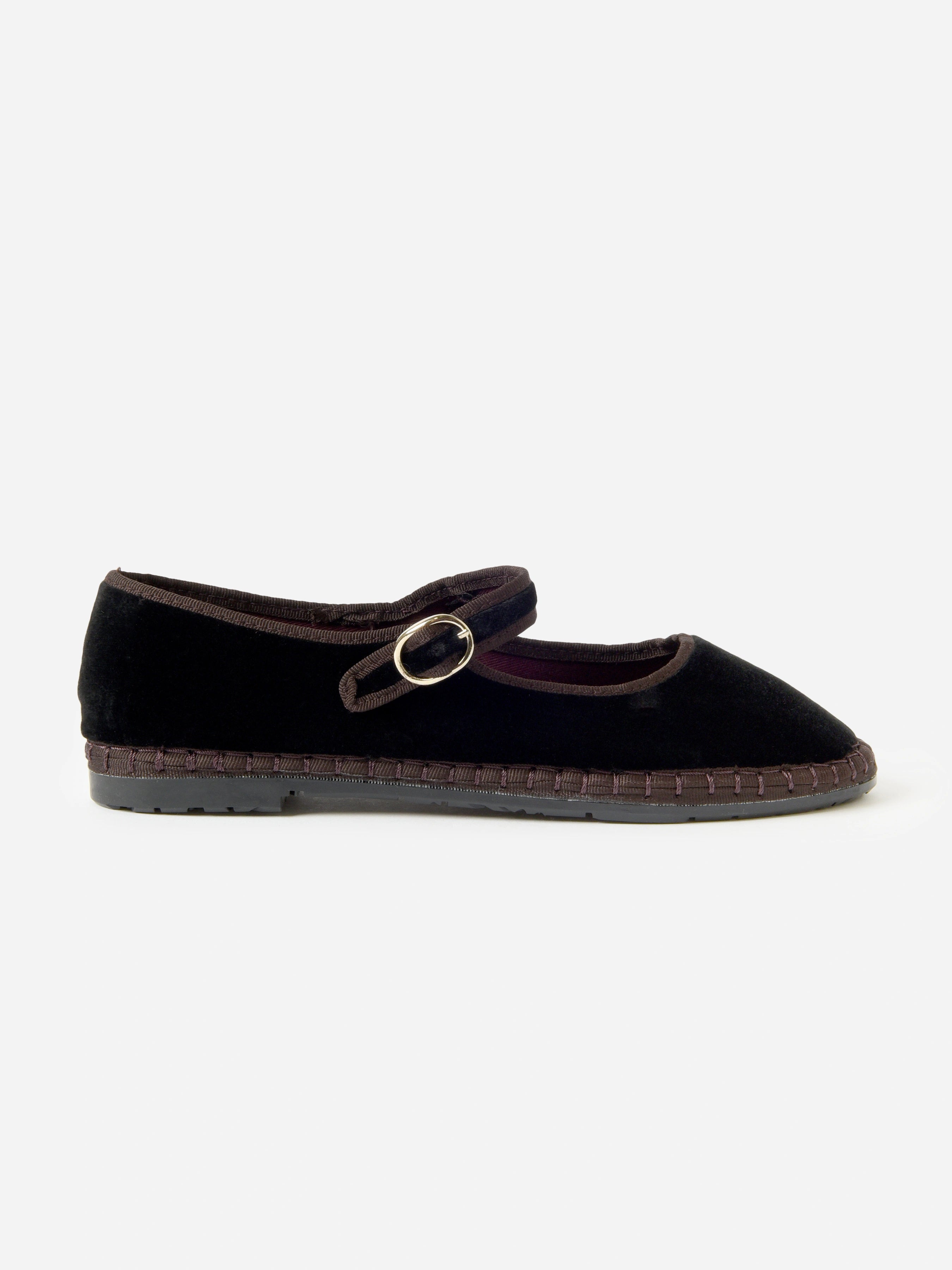 Flabelus Women's Sethe Flat | $179.00 | Saint Bernard