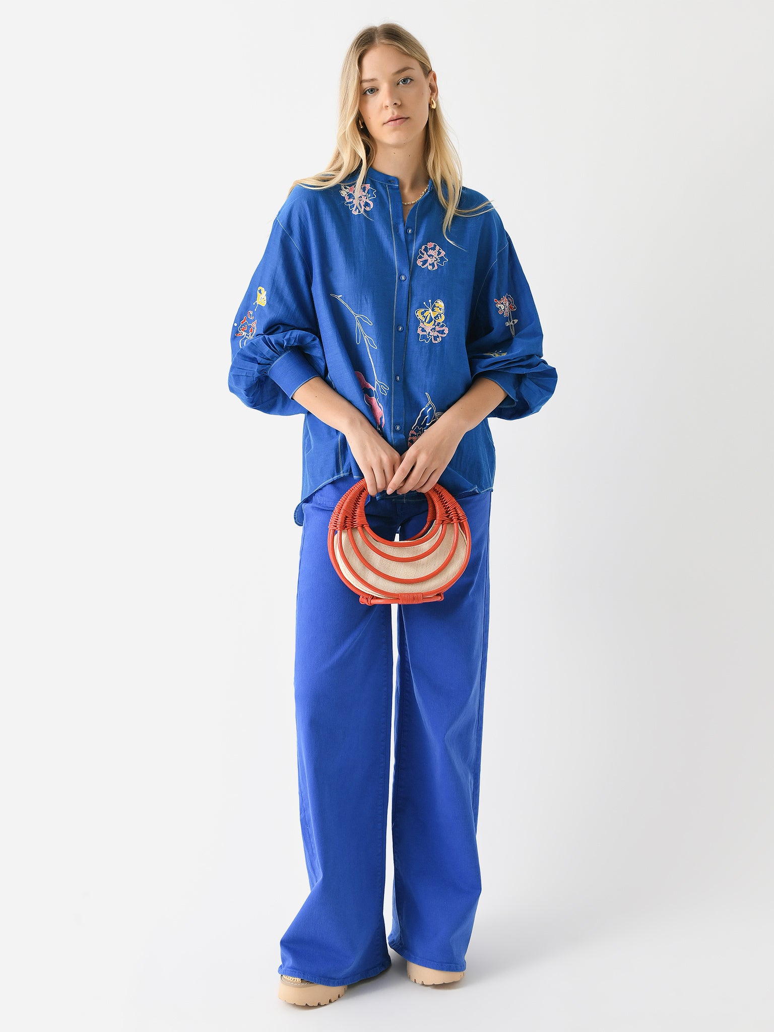 SHIRT CALMxBUTTERFLYGARDENCOBALT-alt1