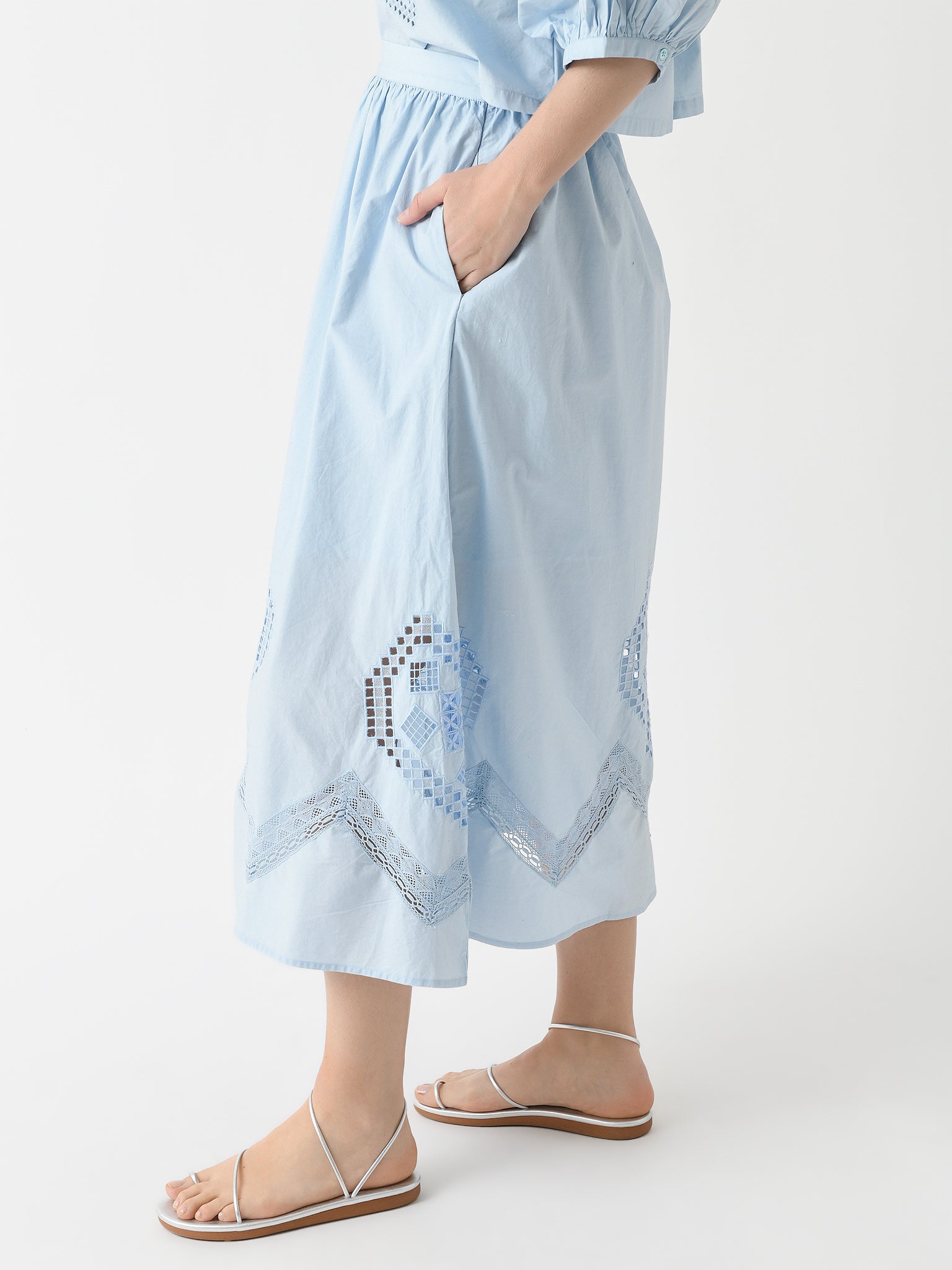 SK00137CPExSKYHEARTEYELET-alt2