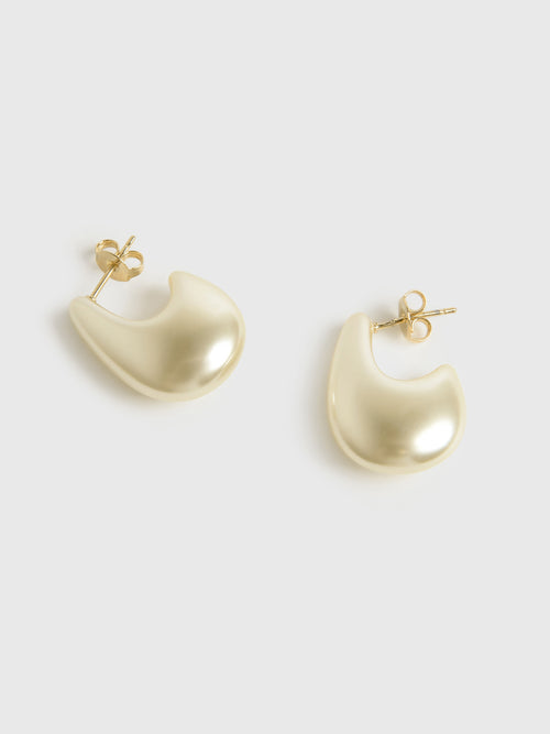 Alexa Leigh Small Curved Pearl Hoop Earrings