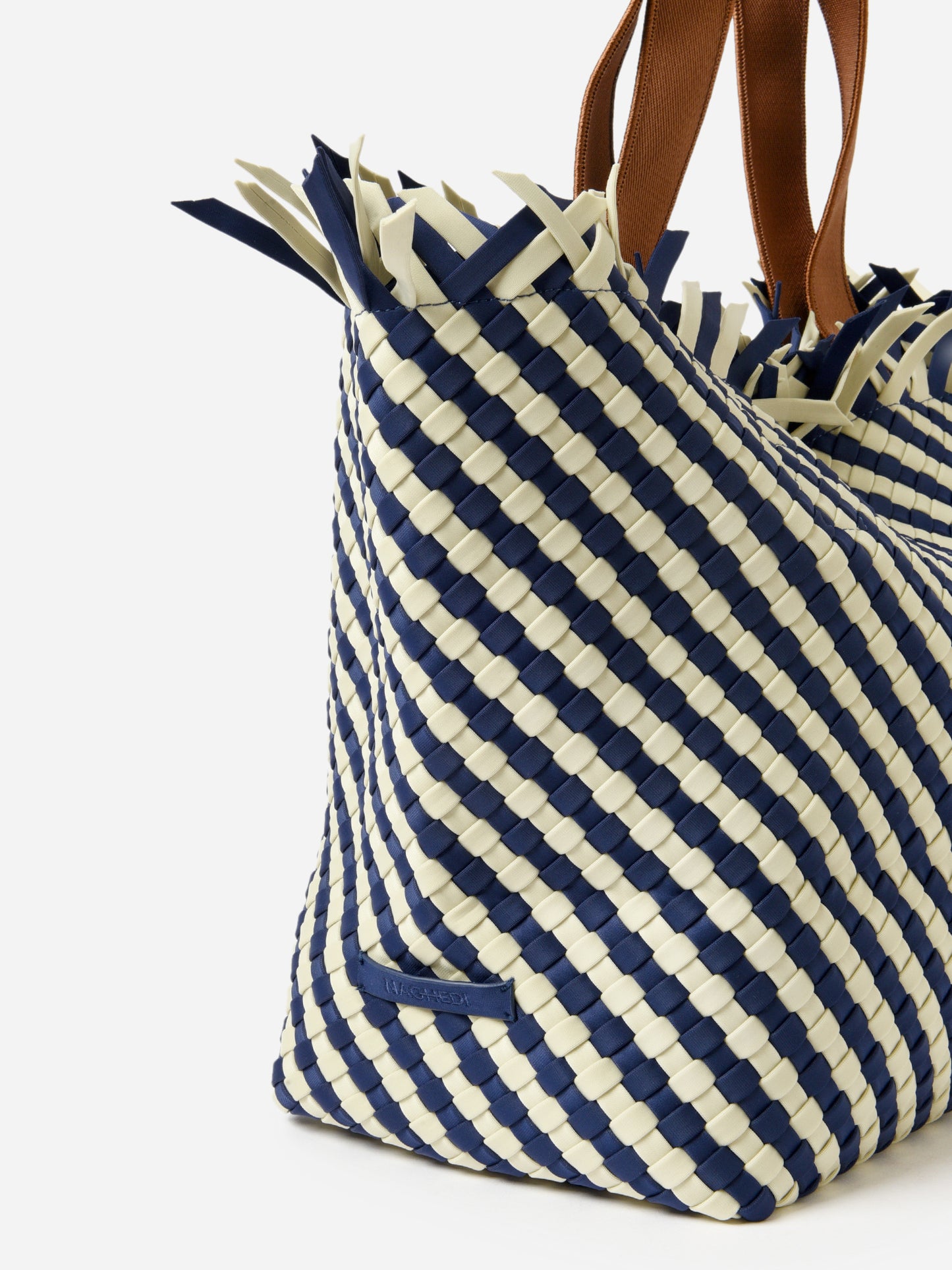 SN0200DxVENICESTRIPED-alt2